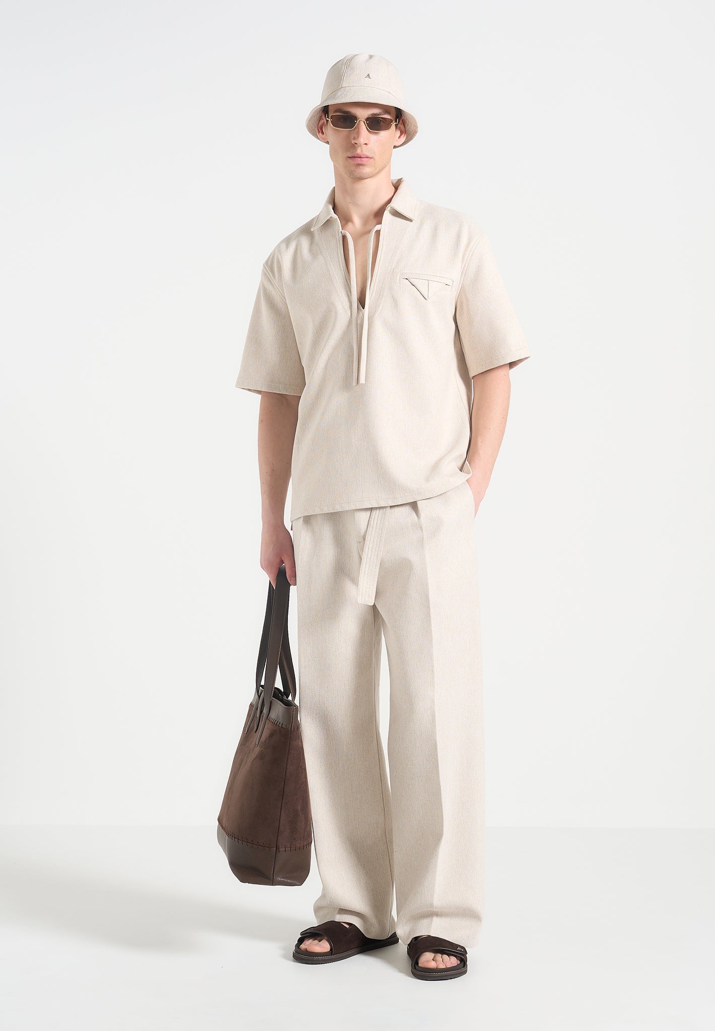 wide-leg-textured-trousers-with-belt-cream