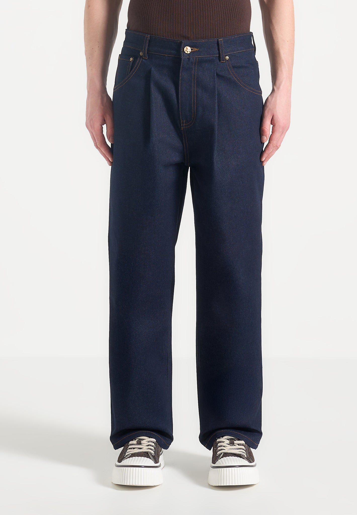 pleated-denim-jeans-indigo