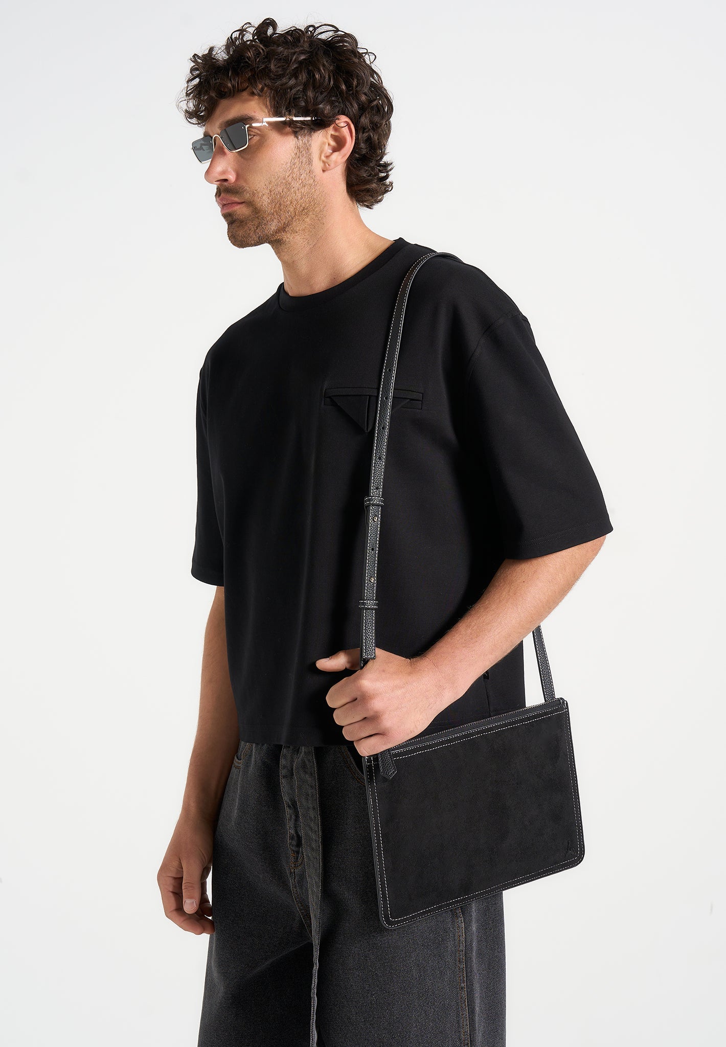 elio-suede-contrast-stitch-crossbody-bag-black 