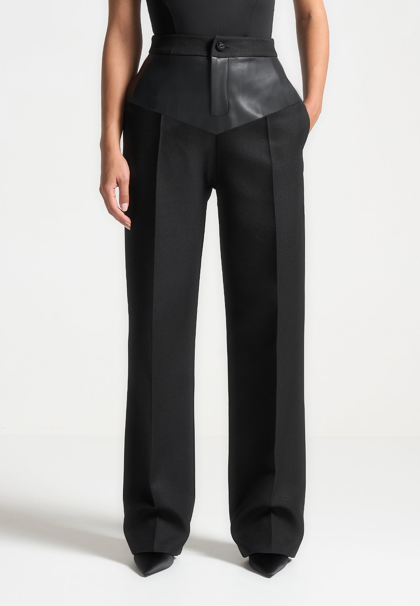 Pantalon sur mesure en cuir végétalien - noir