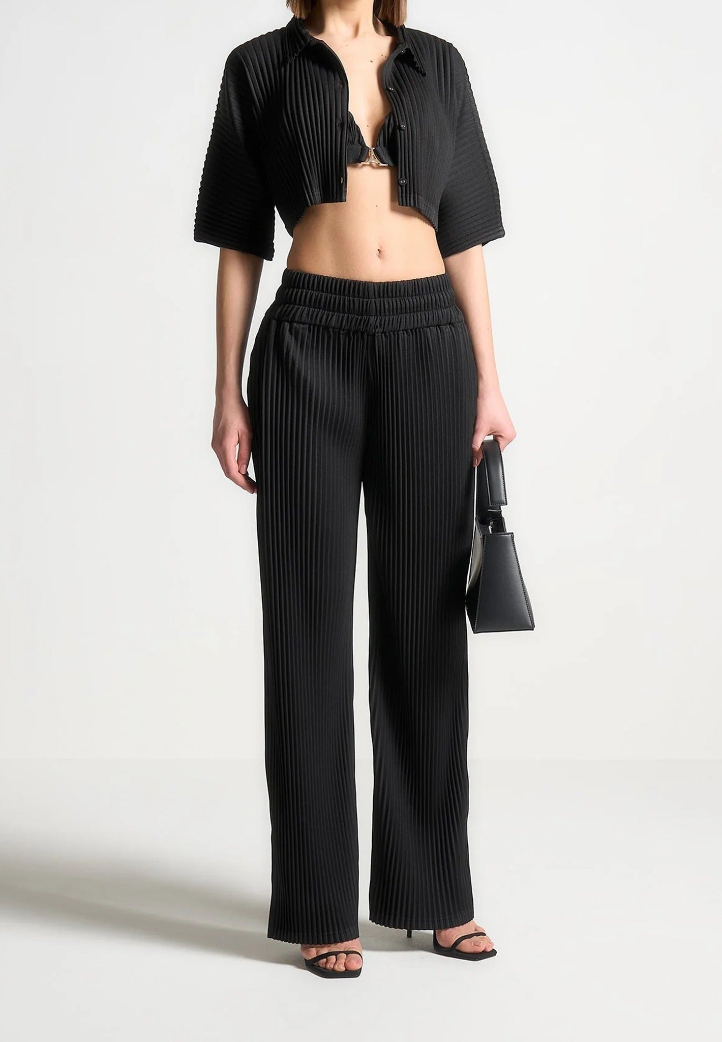 pleated-trousers-black-2