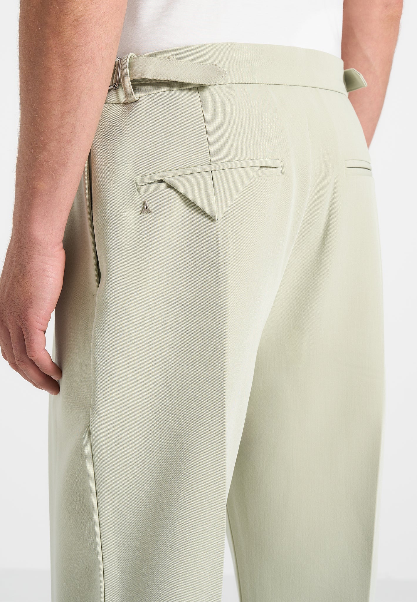 pierre-relaxed-fit-hatched-pleated-tailored-trousers-sage
