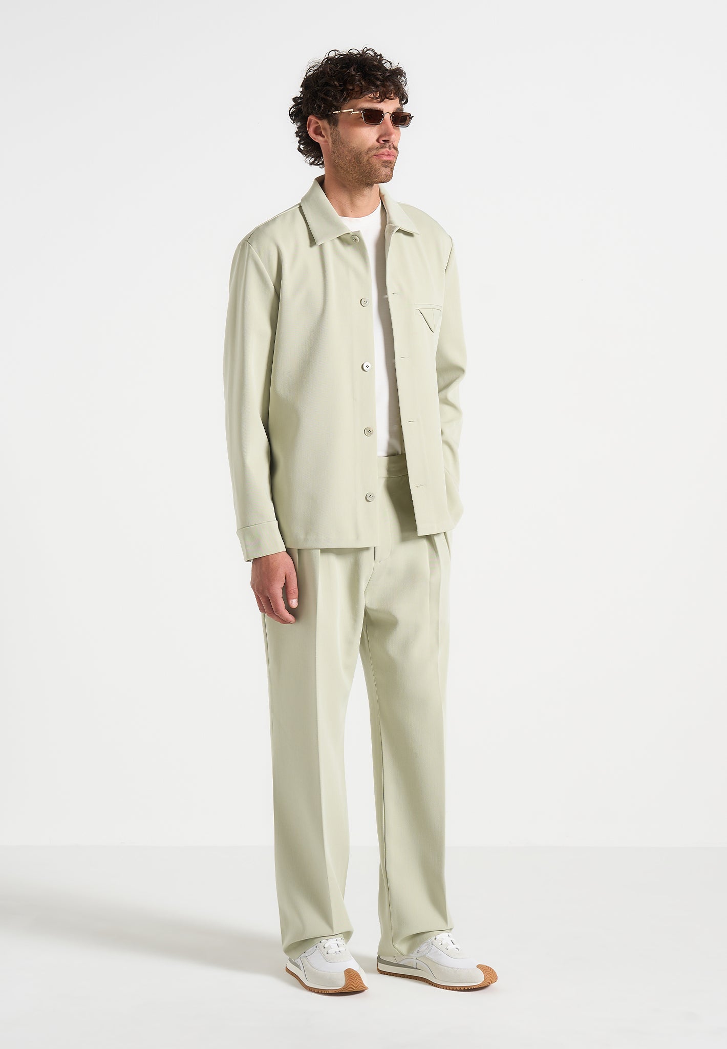 pierre-relaxed-fit-hatched-pleated-tailored-trousers-sage