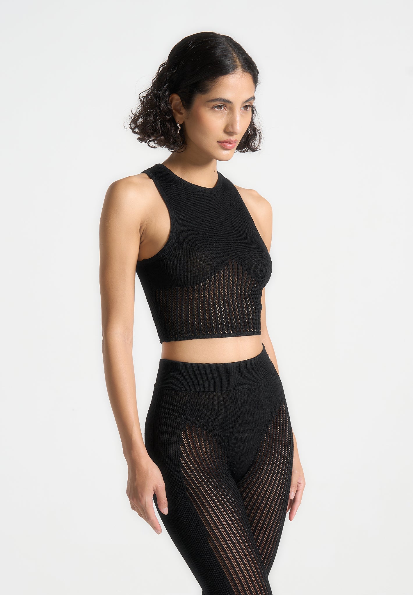 knitted-contour-crop-top-black-1 
