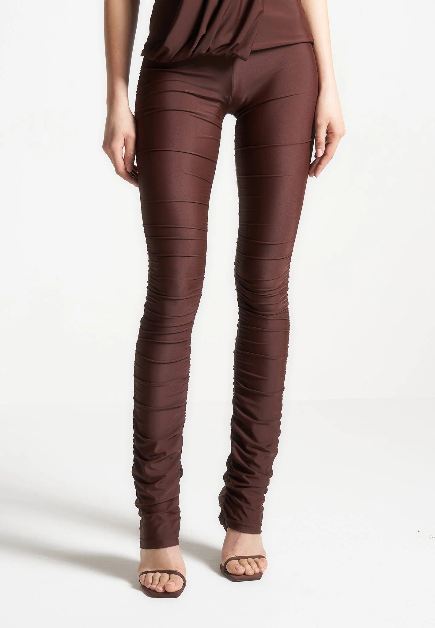 ruched-fit-and-flare-leggings-brown 
