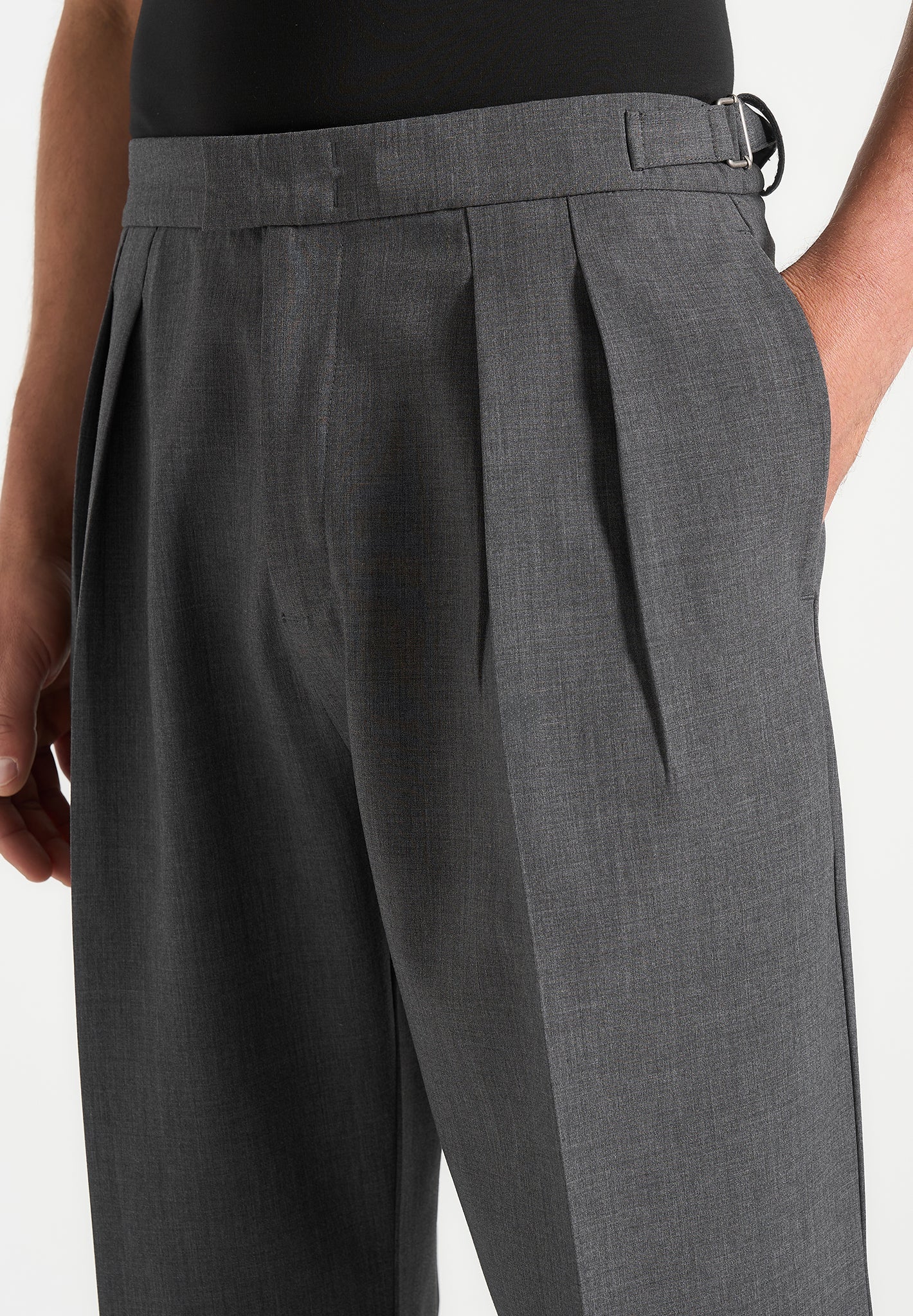 P⁠ierre - Relaxed Fit Hatched Pleated Tailored Trousers - Dark Grey