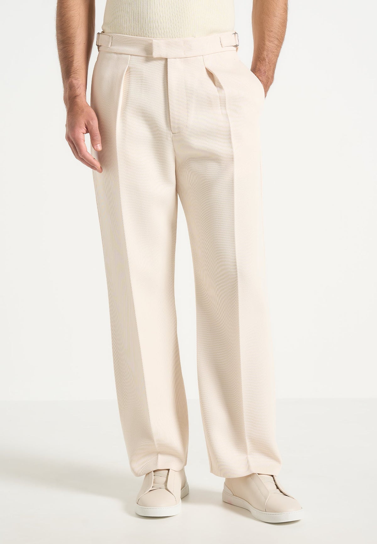 Dorian - Relaxed Fit Twill Pleated Tailored Pants - Cream