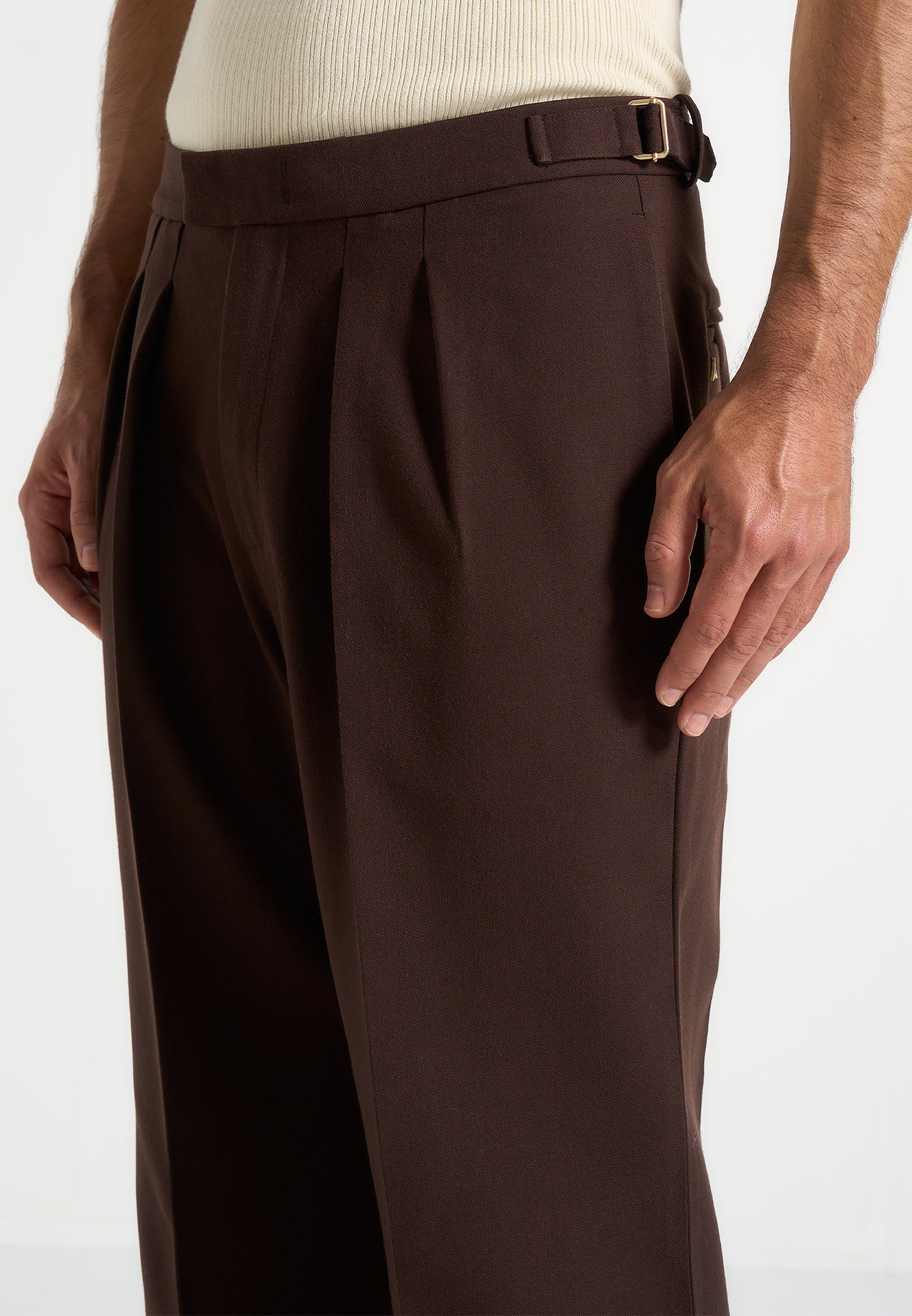 P⁠ierre - Relaxed Fit Pleated Tailored Trousers - Brown