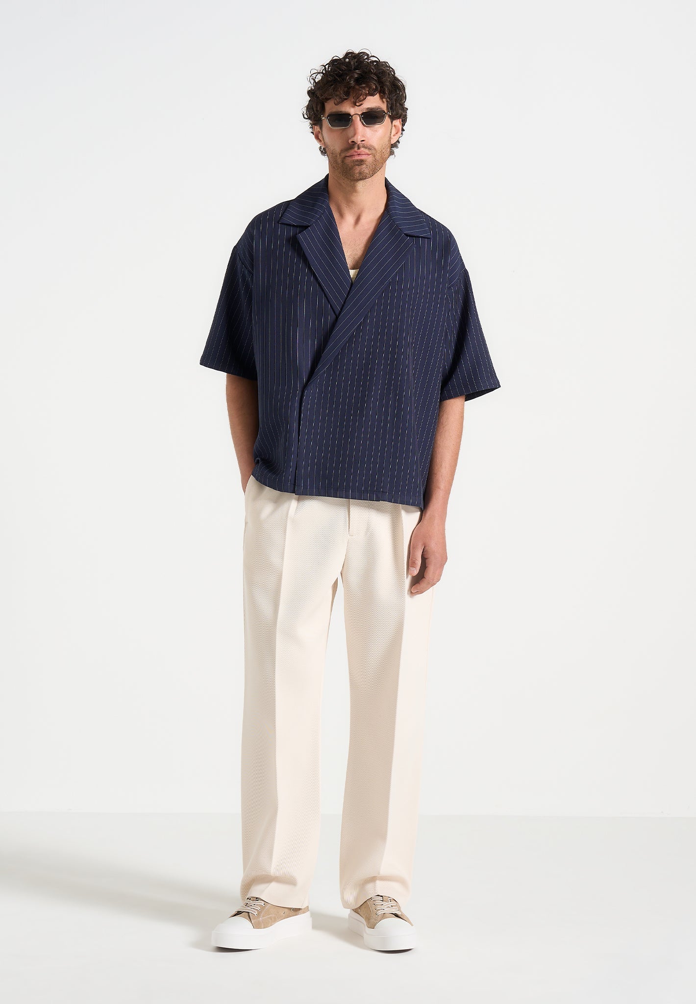 boxy-twill-double-breasted-shirt-black