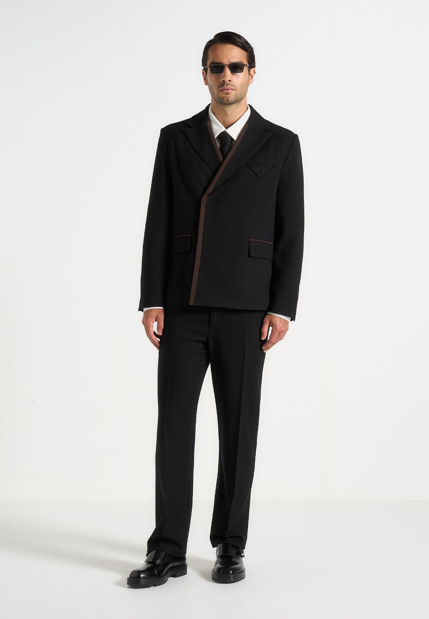 alec-double-breasted-suit-jacket-with-contrast-lapel-black