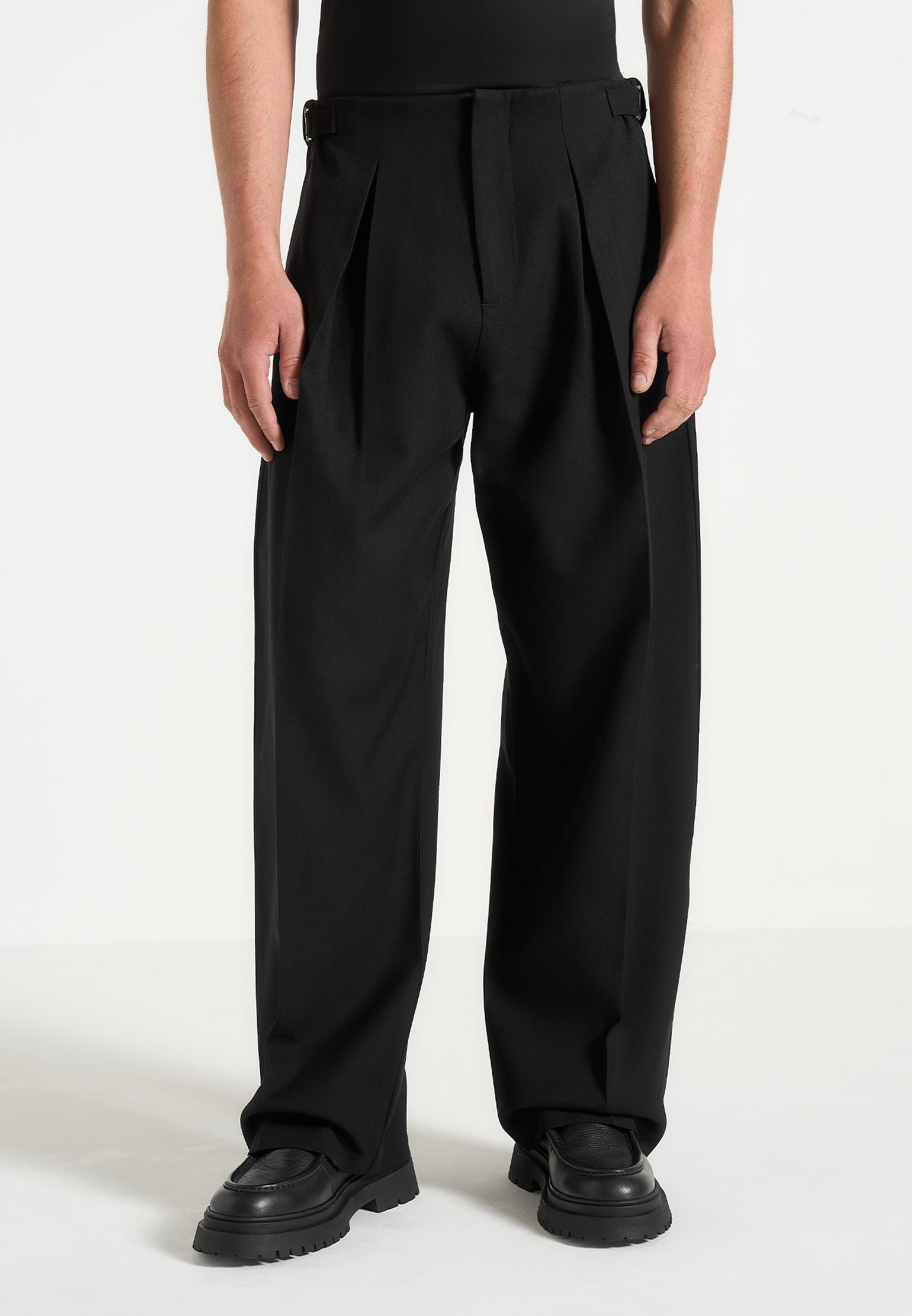 lior-box-pleat-wide-leg-trousers-black