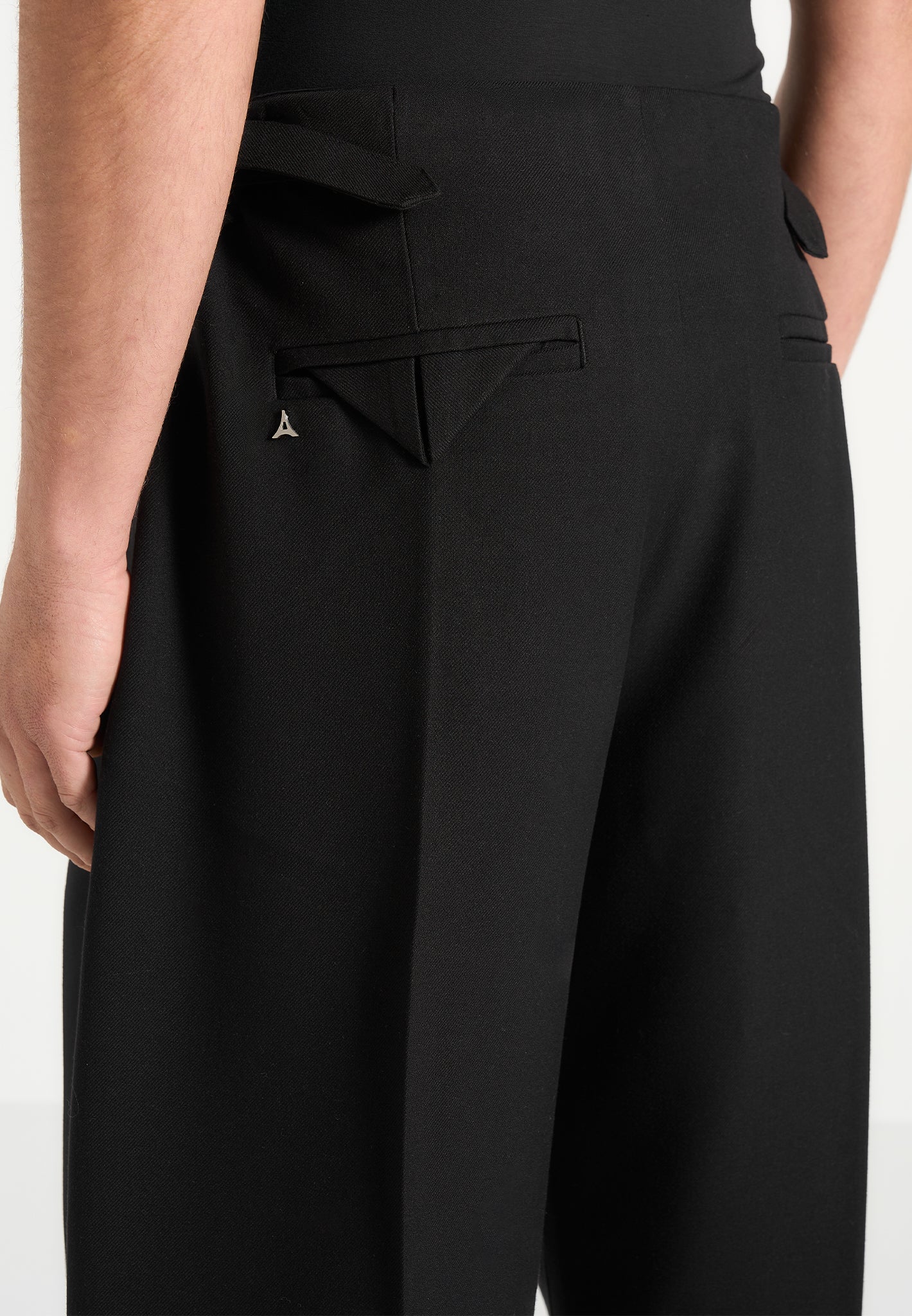 Lior - Box Pleat Wide Leg Trousers - Black