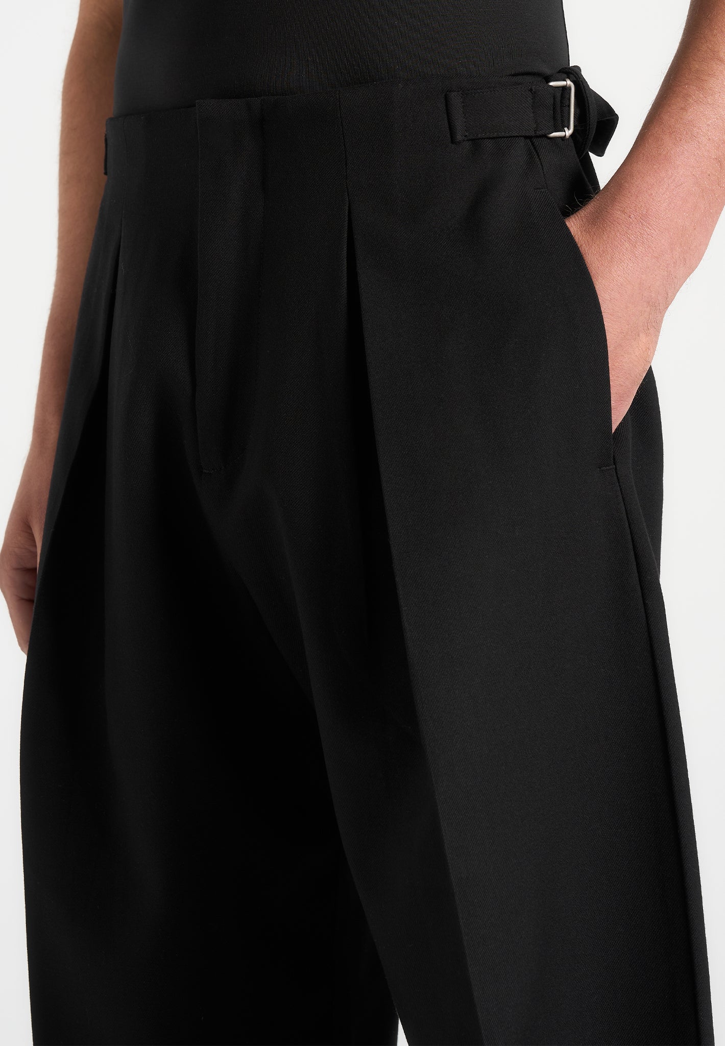 lior-box-pleat-wide-leg-trousers-black 