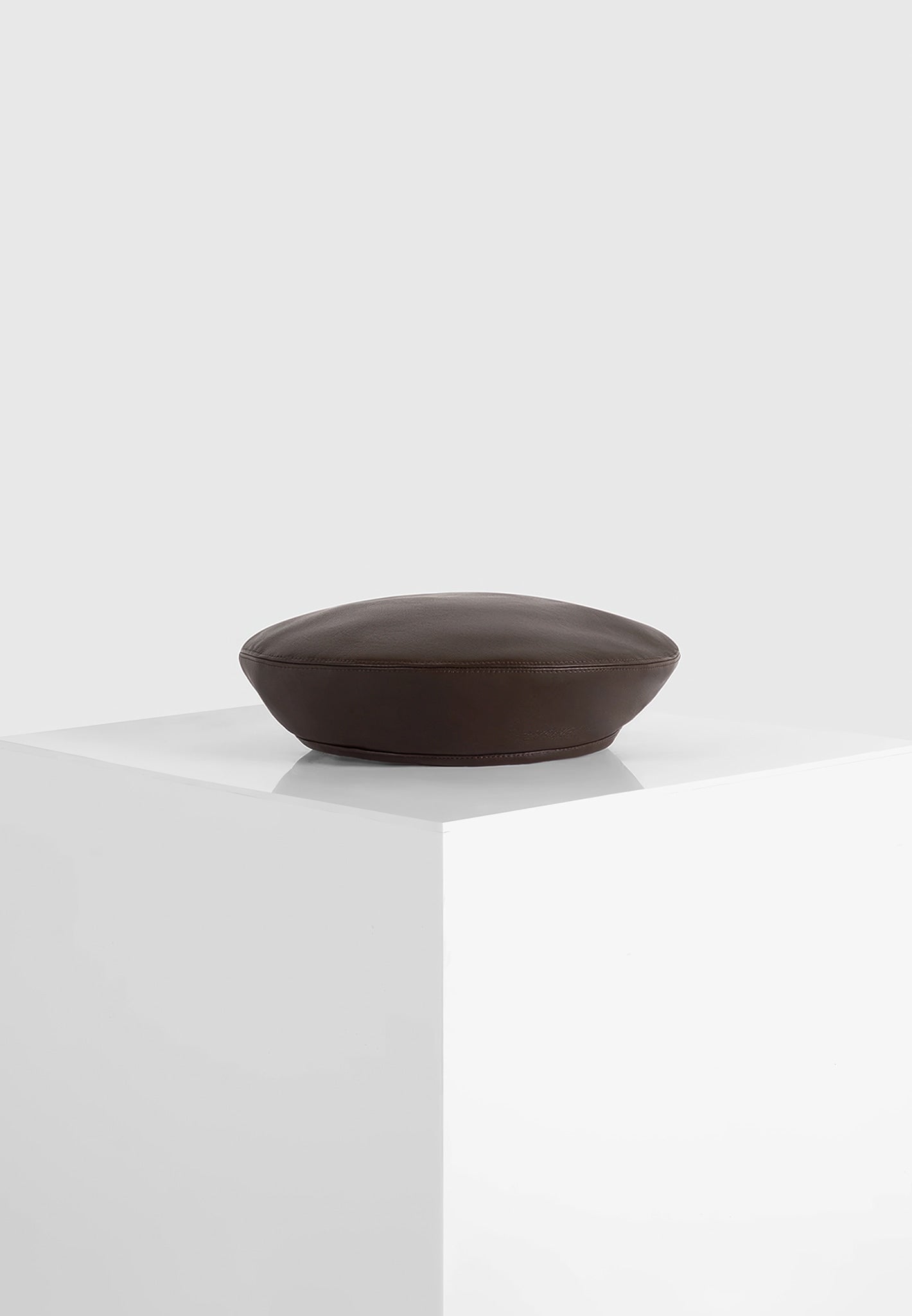 anya-leather-beret-brown