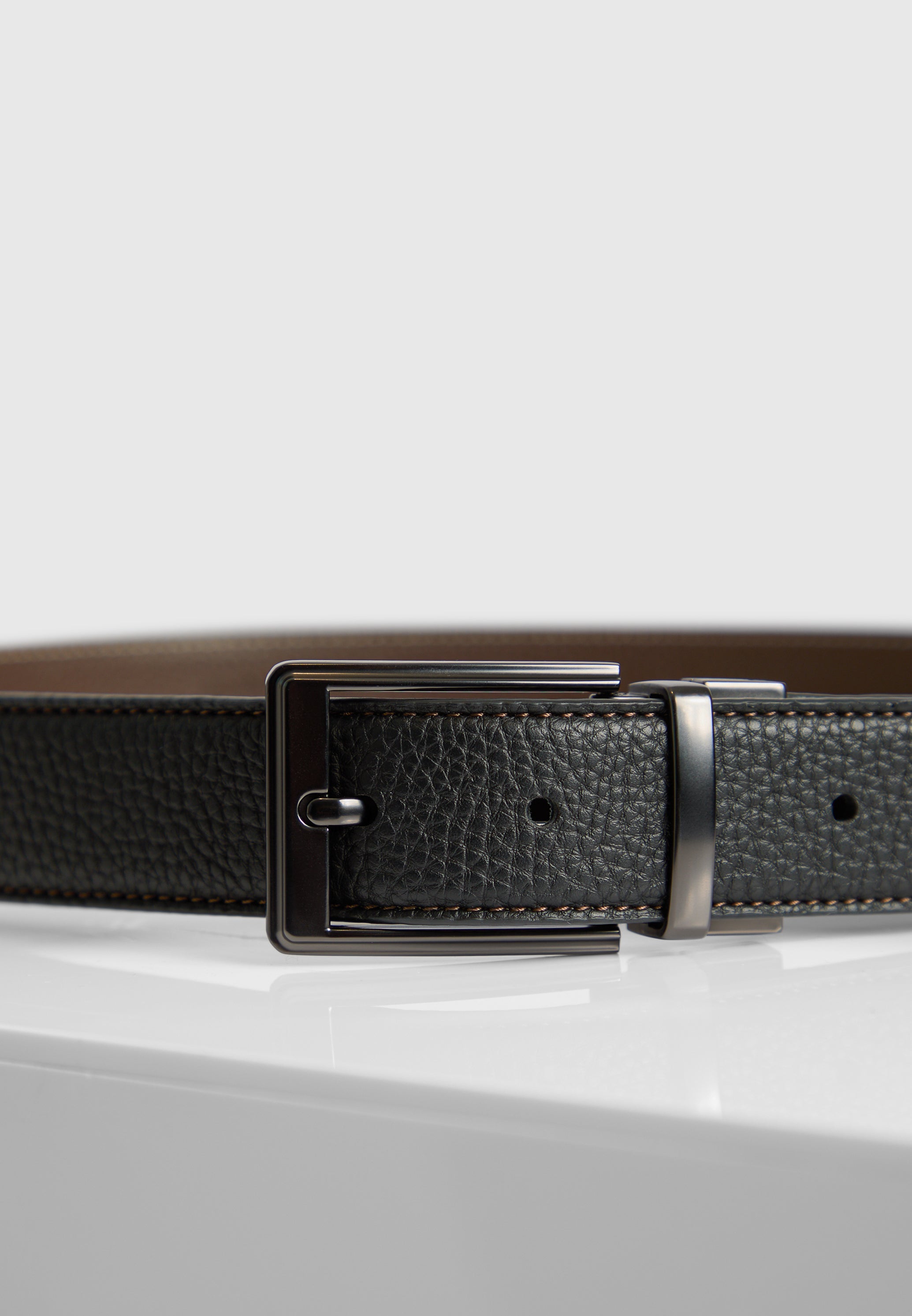 Éternel Reversible Leather Belt - Black/Brown