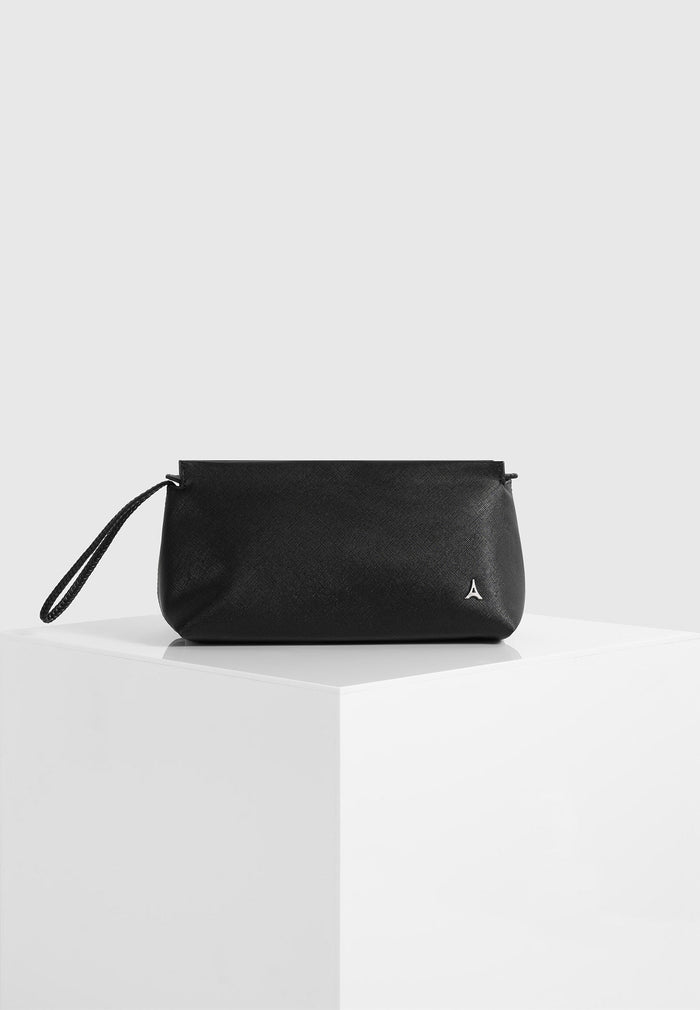 jessy-textured-leather-washbag-black