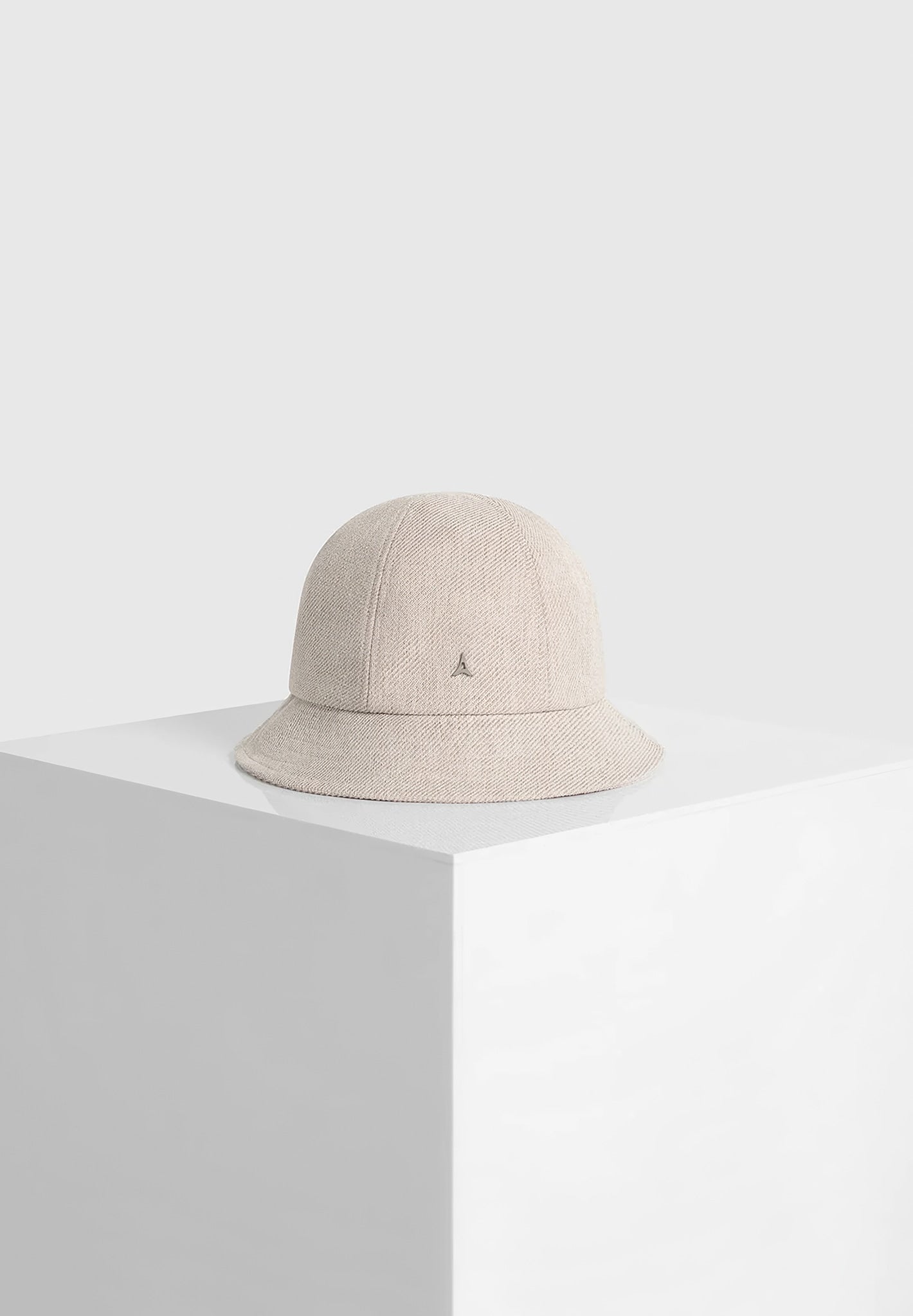 Vivien -  Signature Bucket Hat - Cream