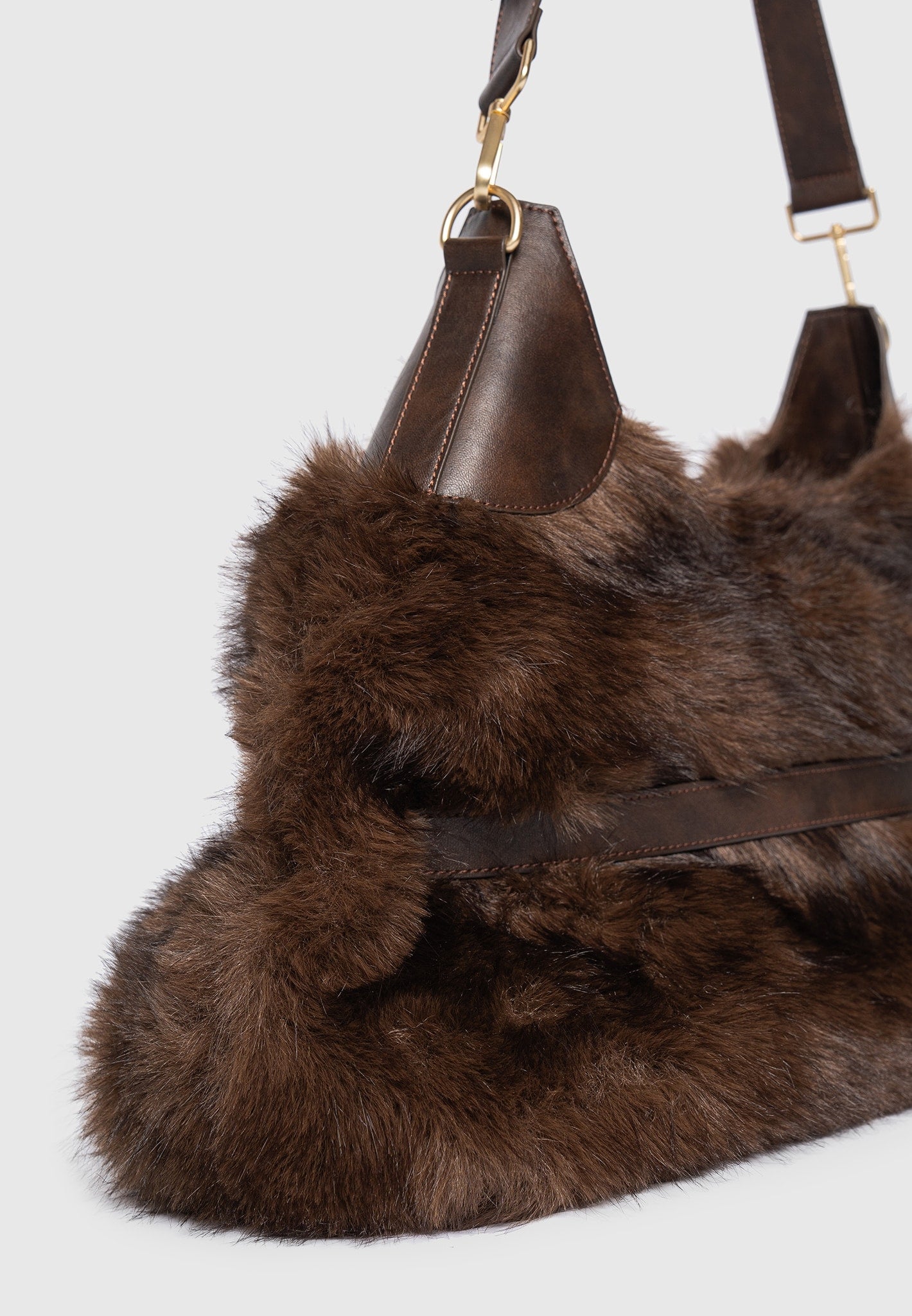 cali-fur-duffle-bag-brown