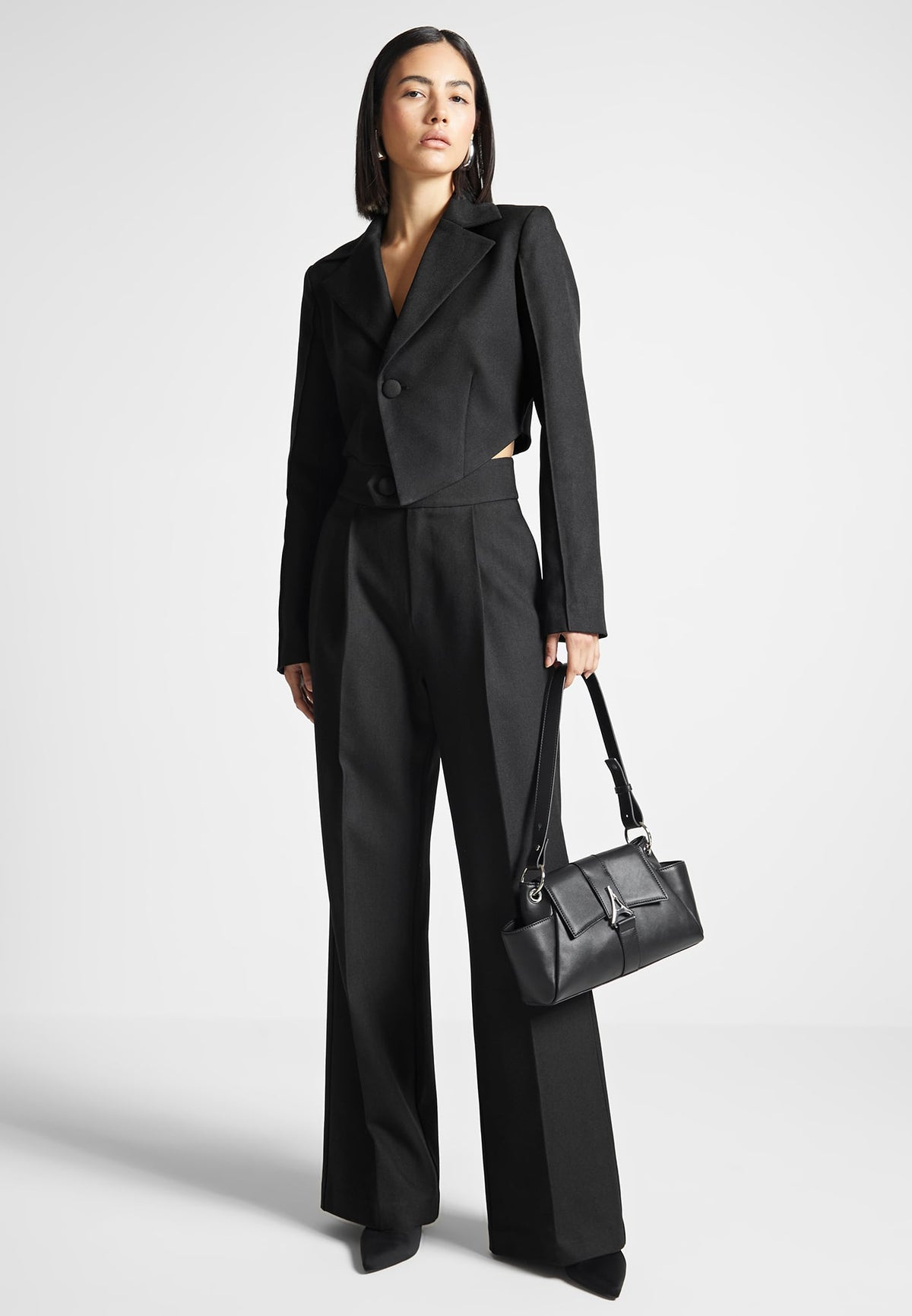 D⁠ina - Asymmetric Tailored Cropped Blazer - Black