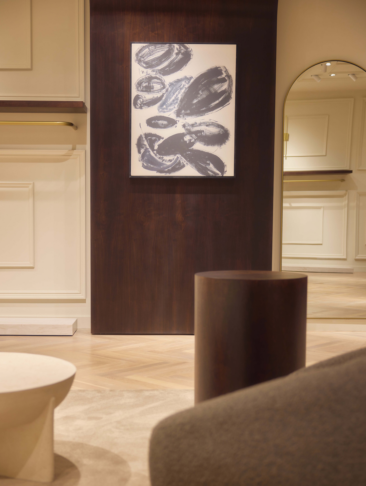 Store gallery image