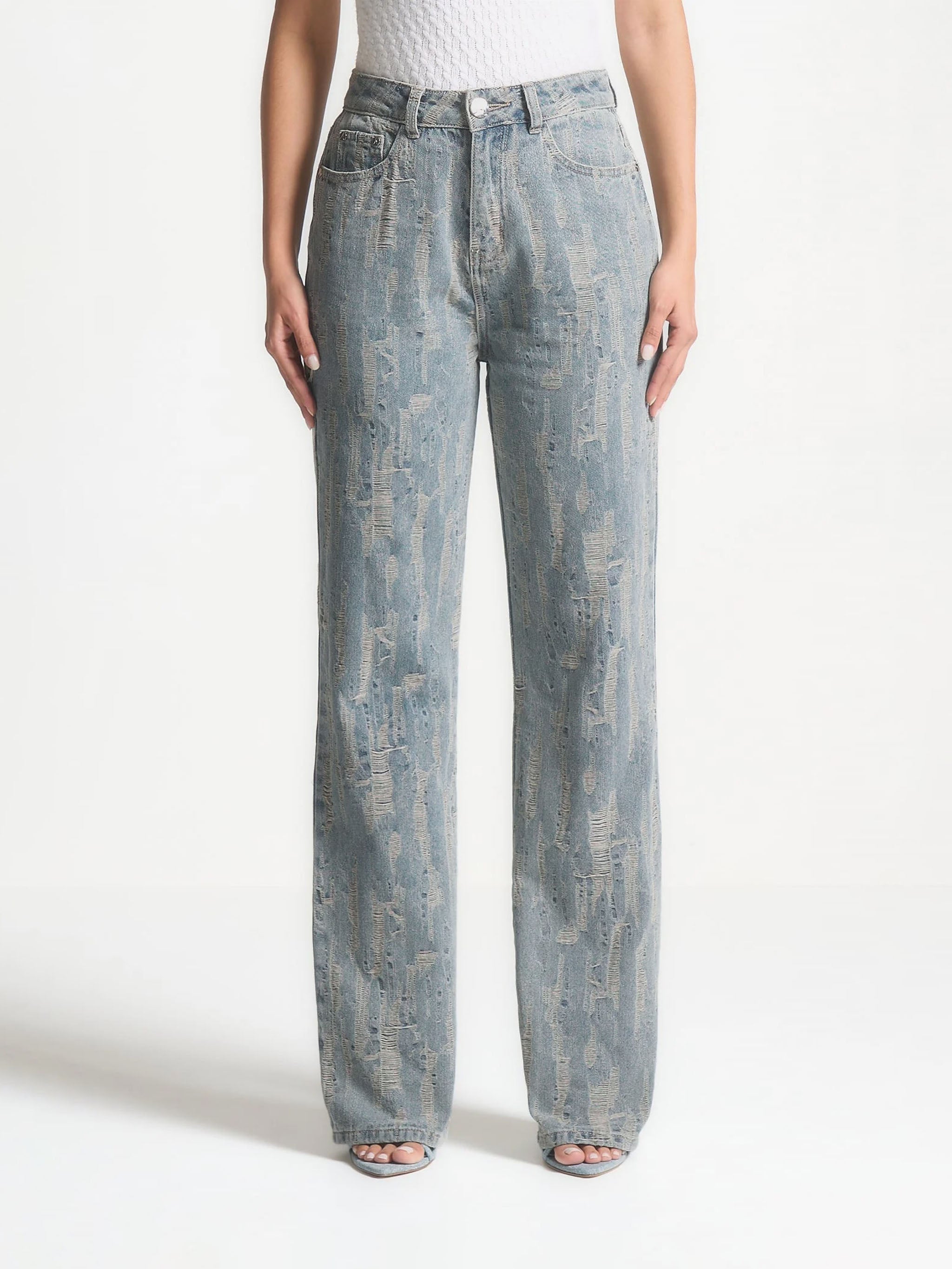 distressed-boyfriend-jeans-washed-blue 
