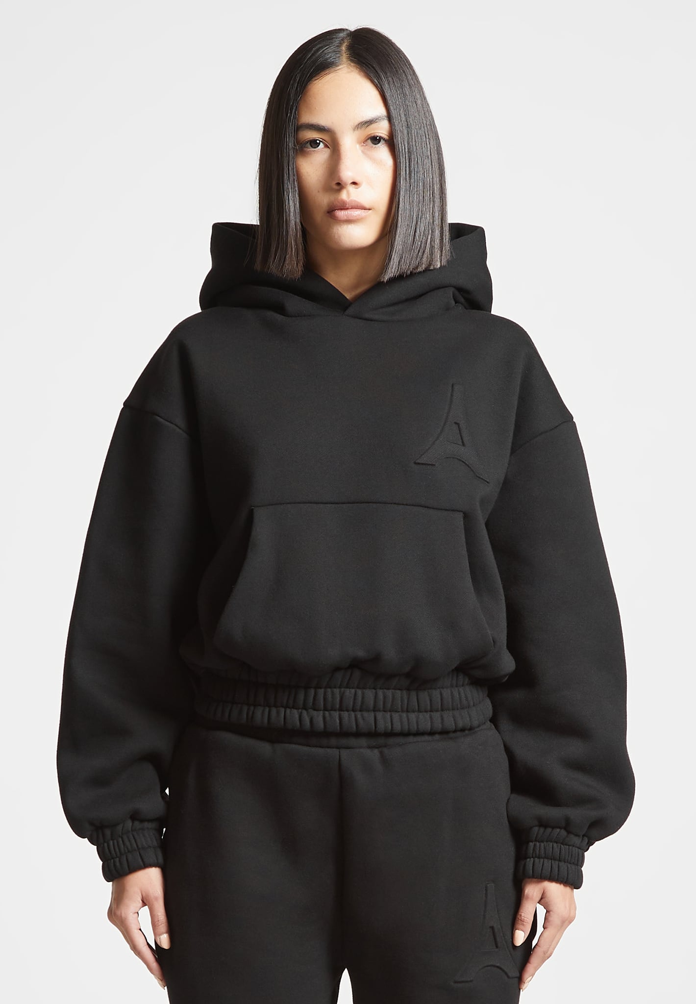 eternelle-420gsm-eiffel-embossed-hoodie-black