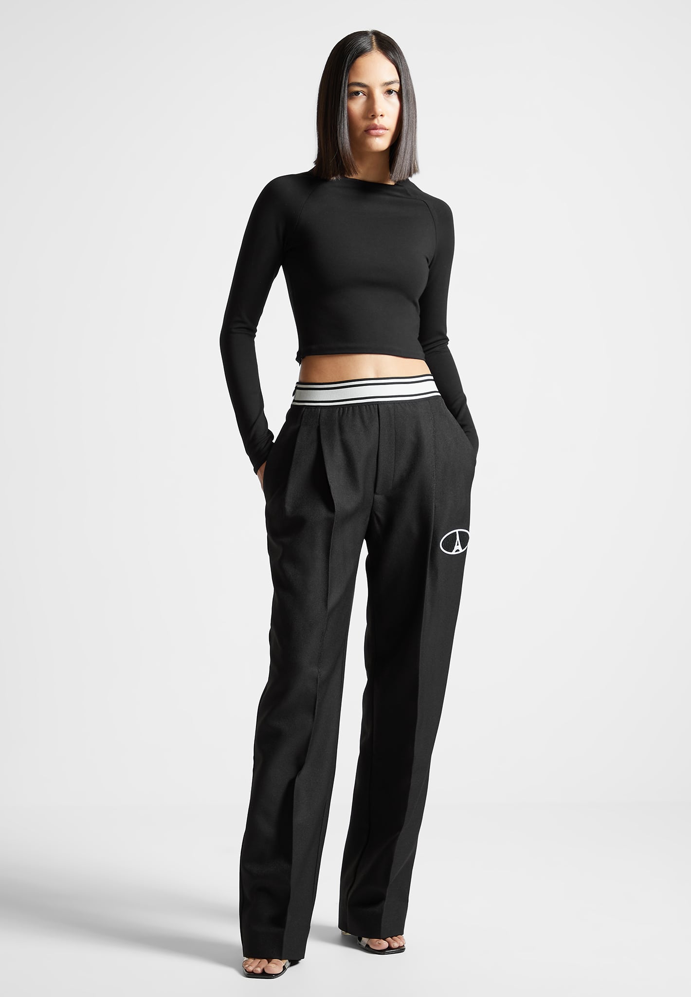 Long Sleeve Crop Top - Black