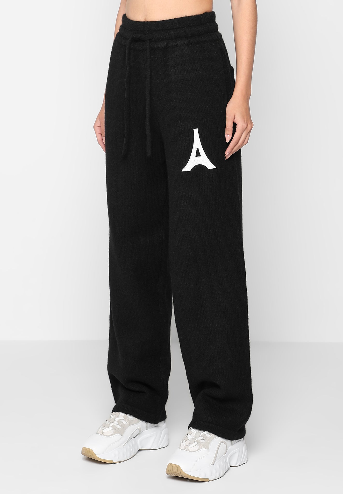 knitted-relaxed-fit-eiffel-joggers-black