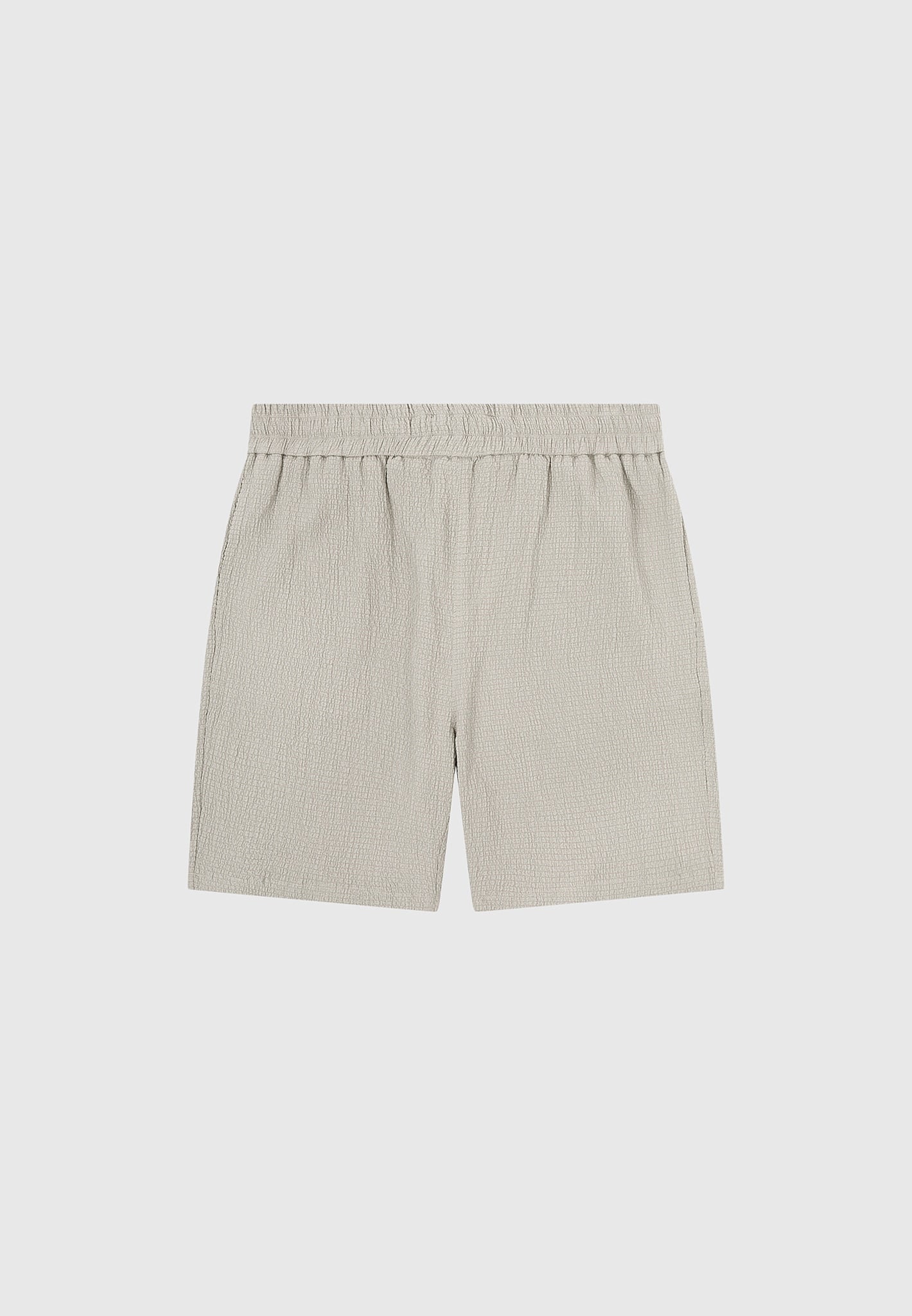 seersucker-shorts-beige