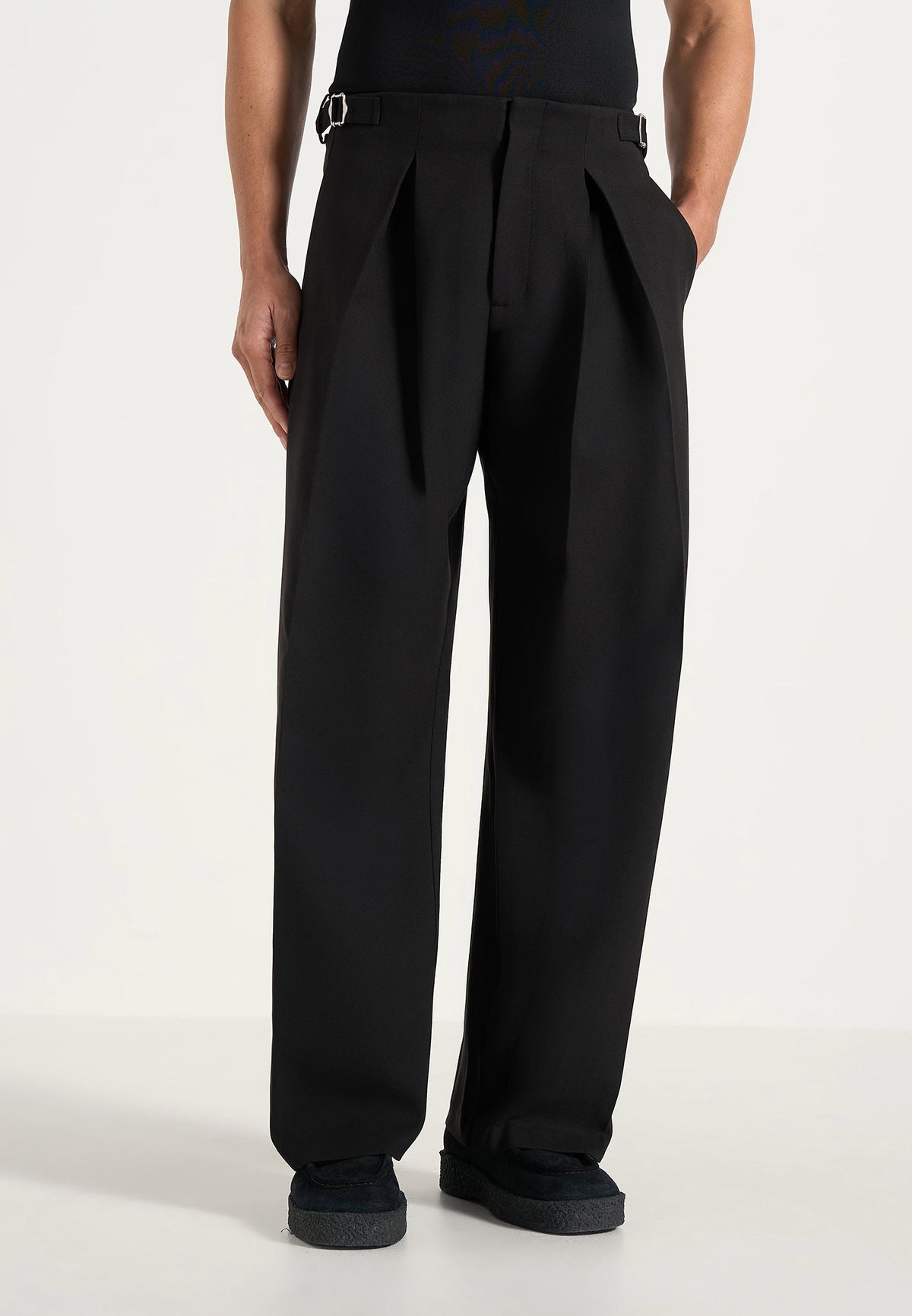 Lior - Box Pleat Wide Leg Wool-Blend Trousers - Black