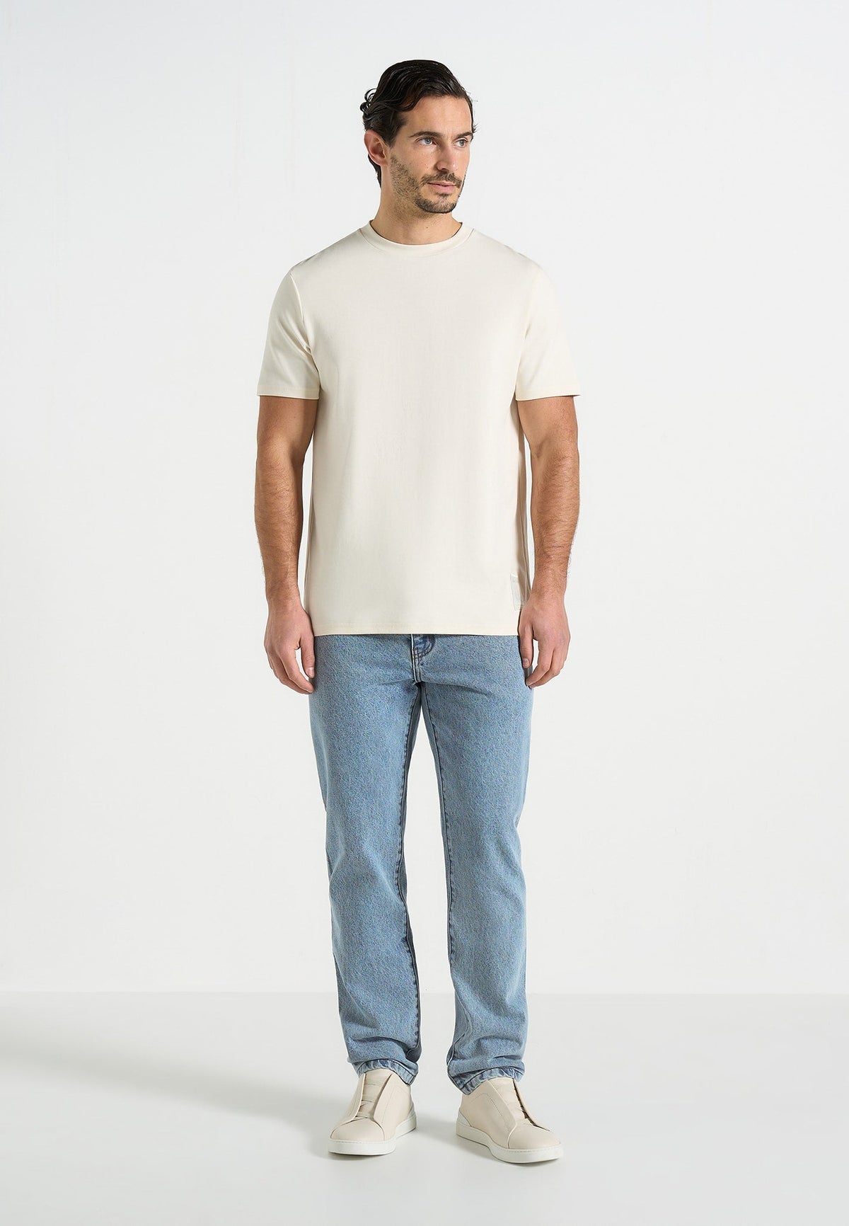 DN001 - Tapered Fit Denim Jeans - Mid Blue