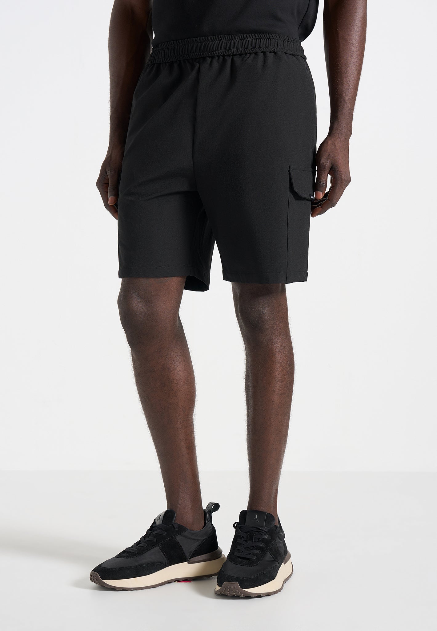 dimitri-technnical-cargo-shorts-black 