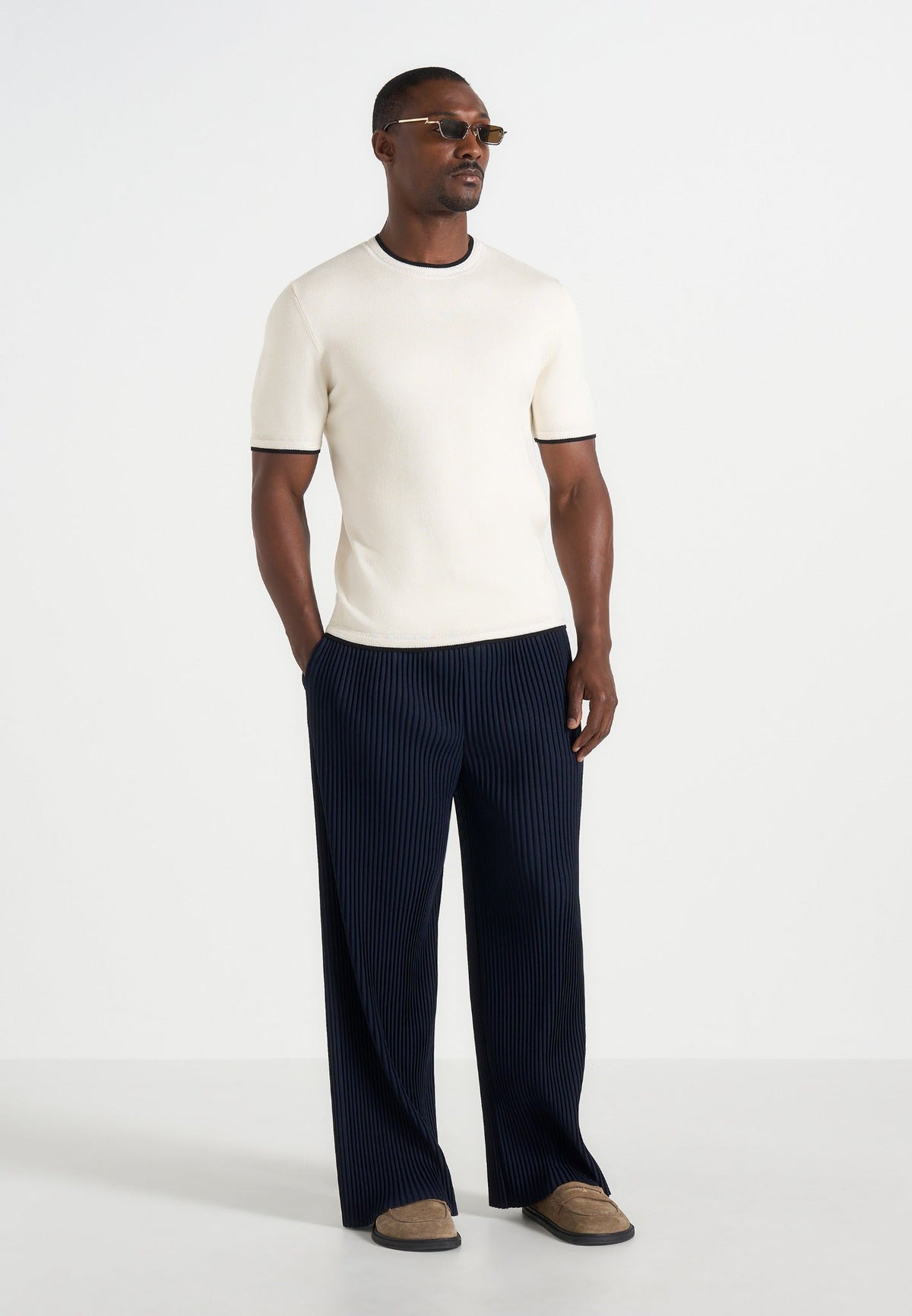 jonas-pleated-wide-leg-trousers-navy