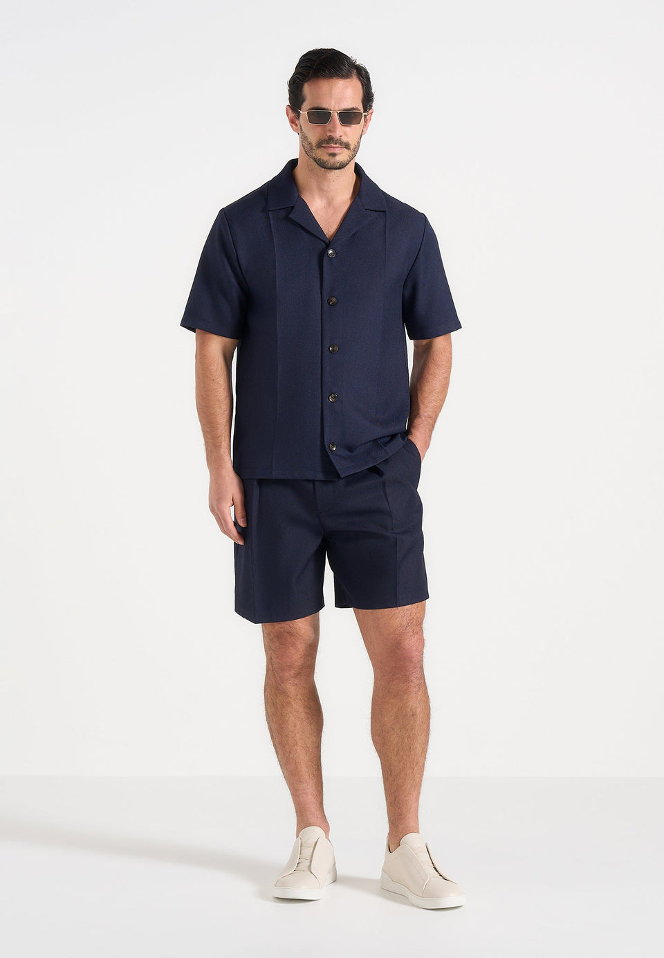 marin-tailored-pleated-shorts-navy