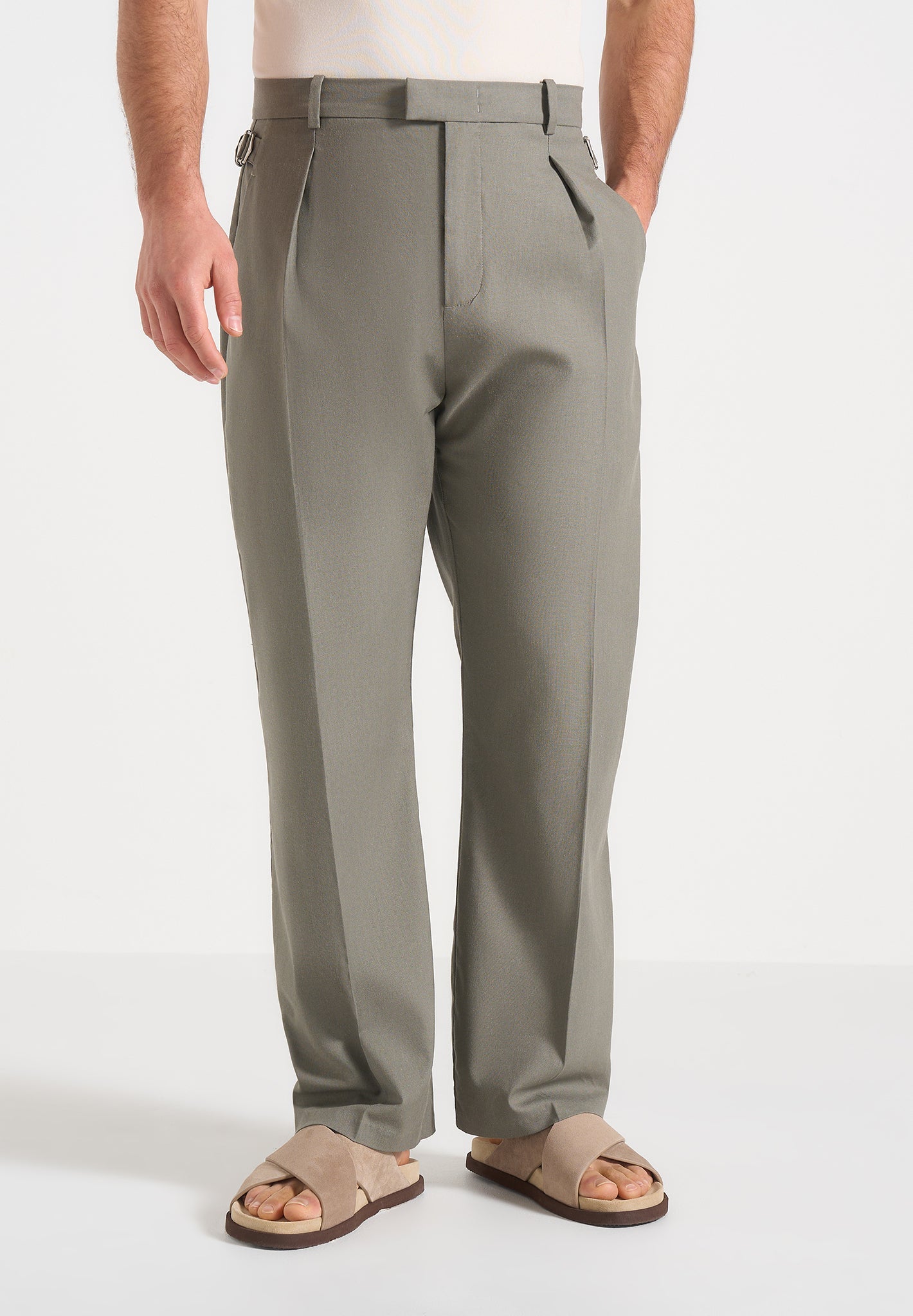 dorian-pleated-linen-trousers-khaki 