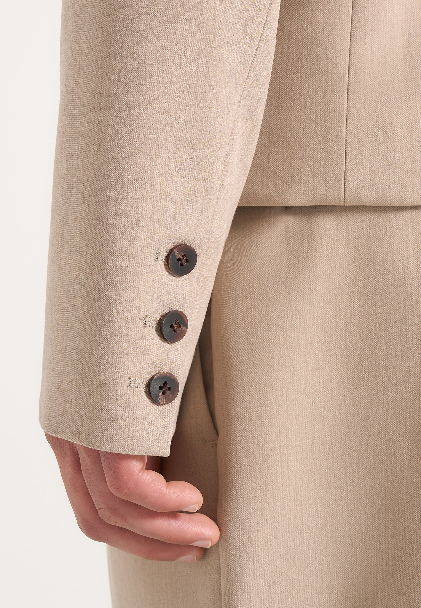 Silas - Tailored Cropped Blazer - Beige