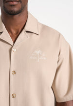 Alexis - Unisex Cote d'Azur Boxy Shirt - Beige