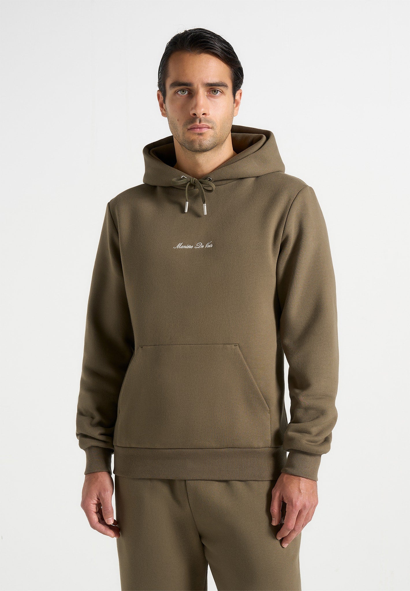 js004-signature-regular-fit-hoodie-olive 
