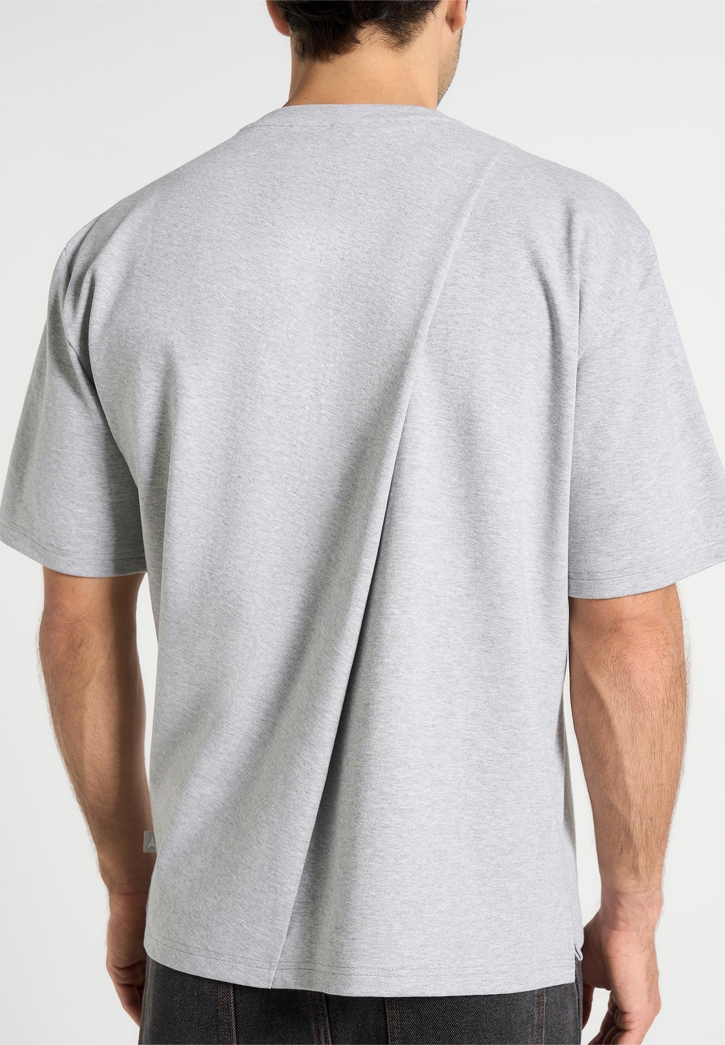 hugo-relaxed-fit-cotton-t-shirt-with-pleat-grey
