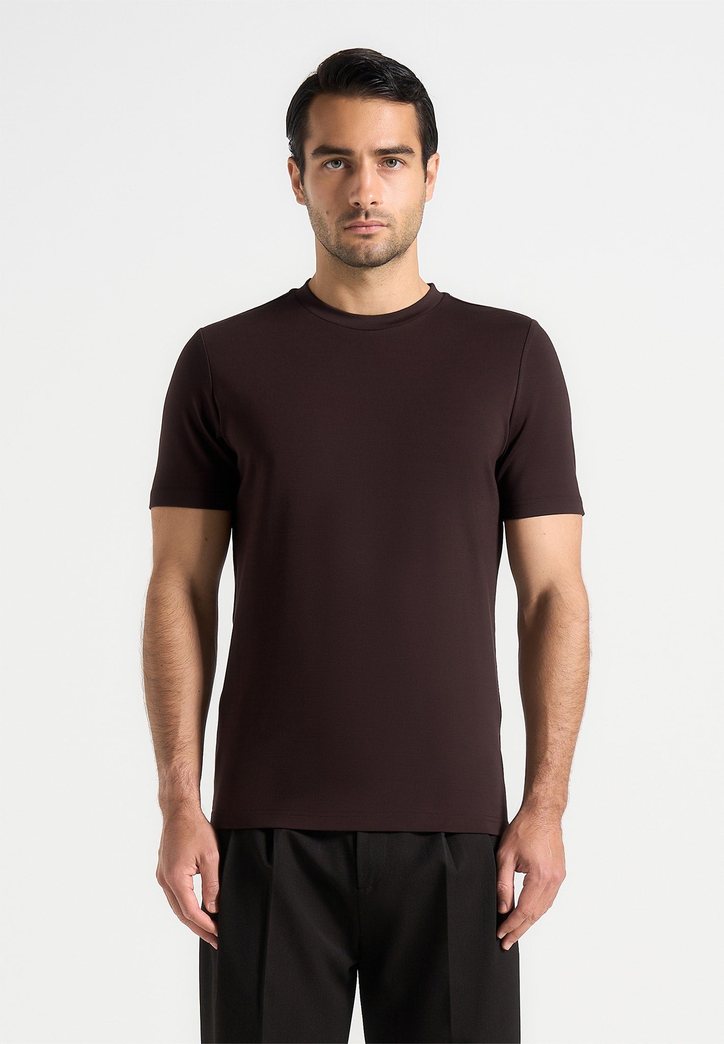 armand-fitted-luxe-t-shirt-brown