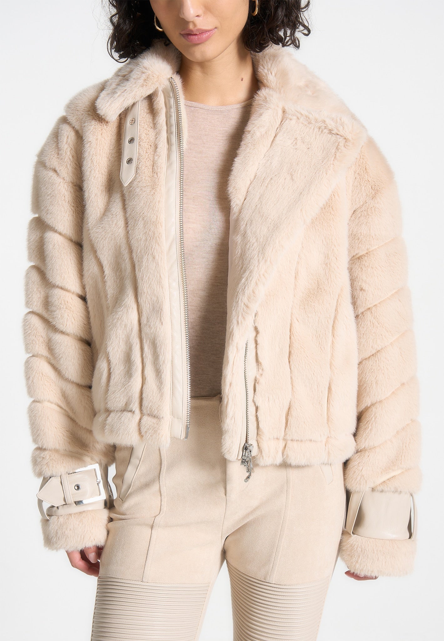 oversized-ribbed-plush-jacket-with-lapel-beige