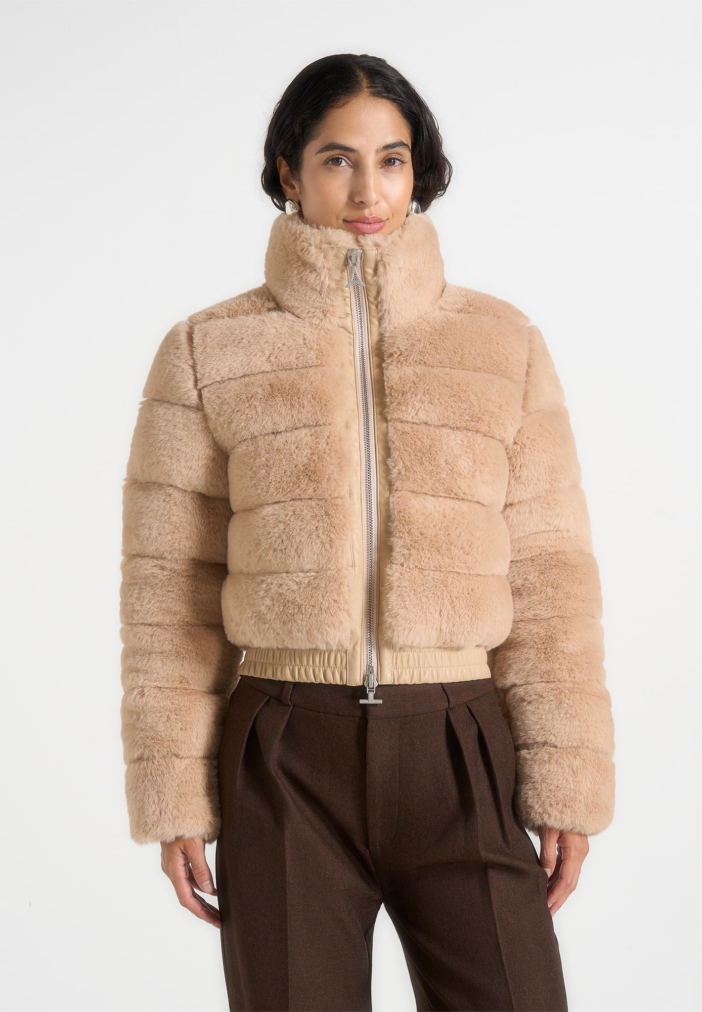Ama - Plush Ribbed Jacket with Neck Scarf - Beige 