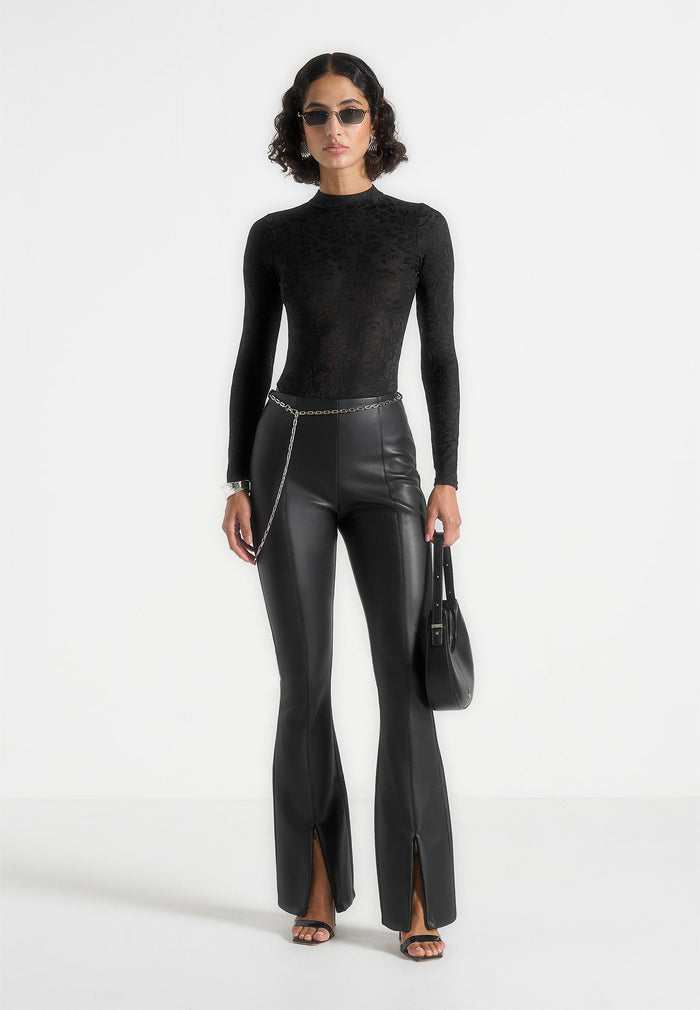 ninon-leather-fit-and-flare-trousers-with-chain-black