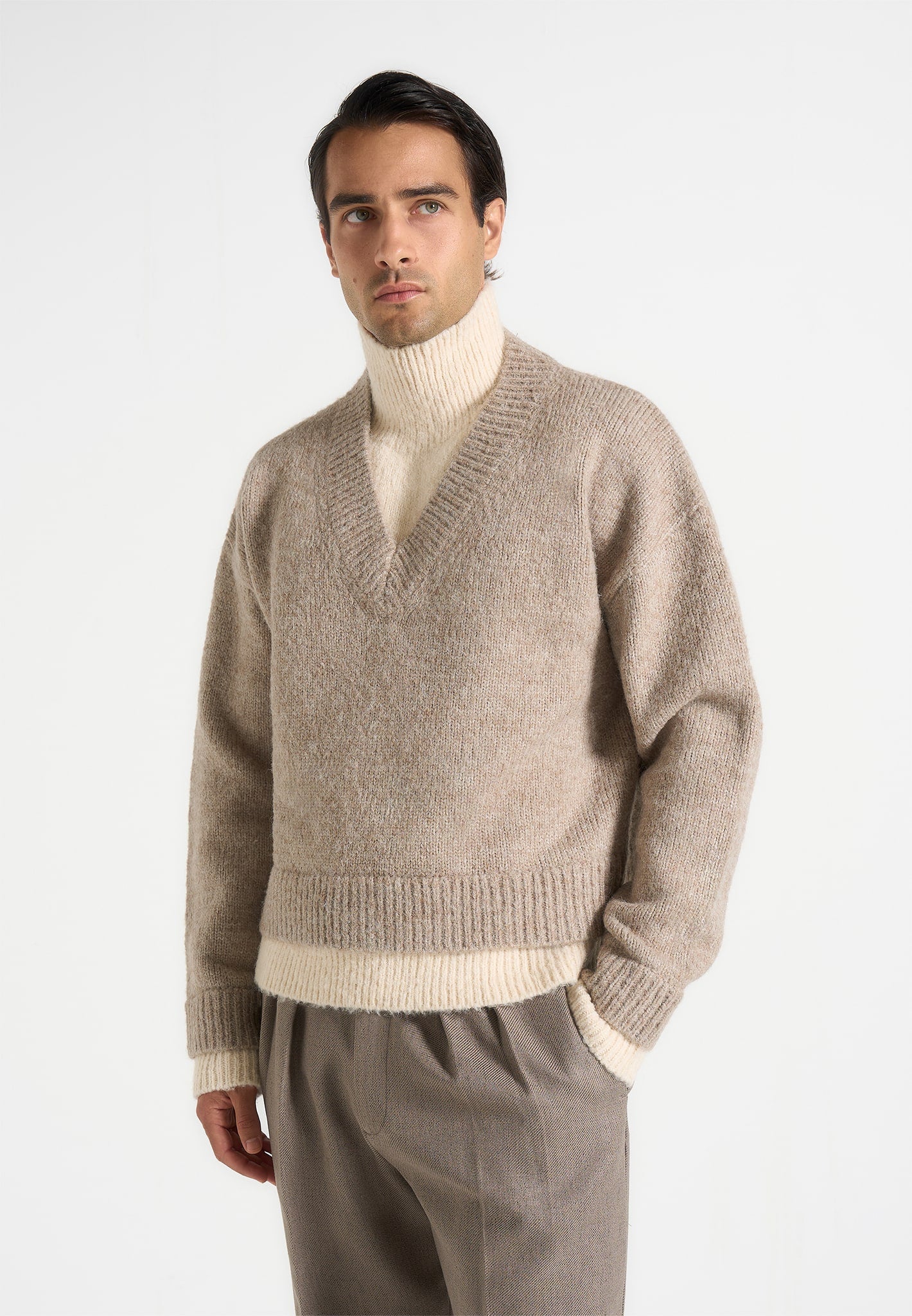 Jacques - Unisex Double Layer V-Neck Knit Jumper - Beige/Cream