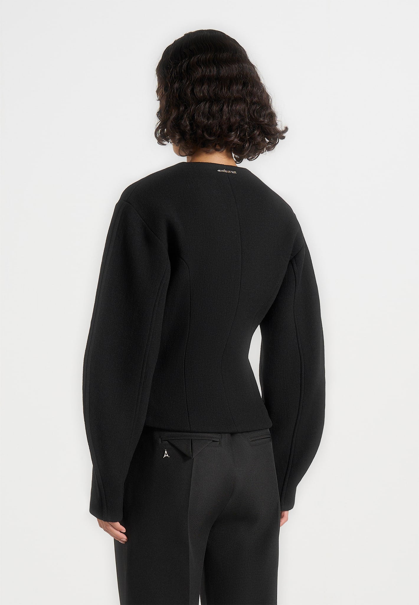 aya-wool-hourglass-jacket-black