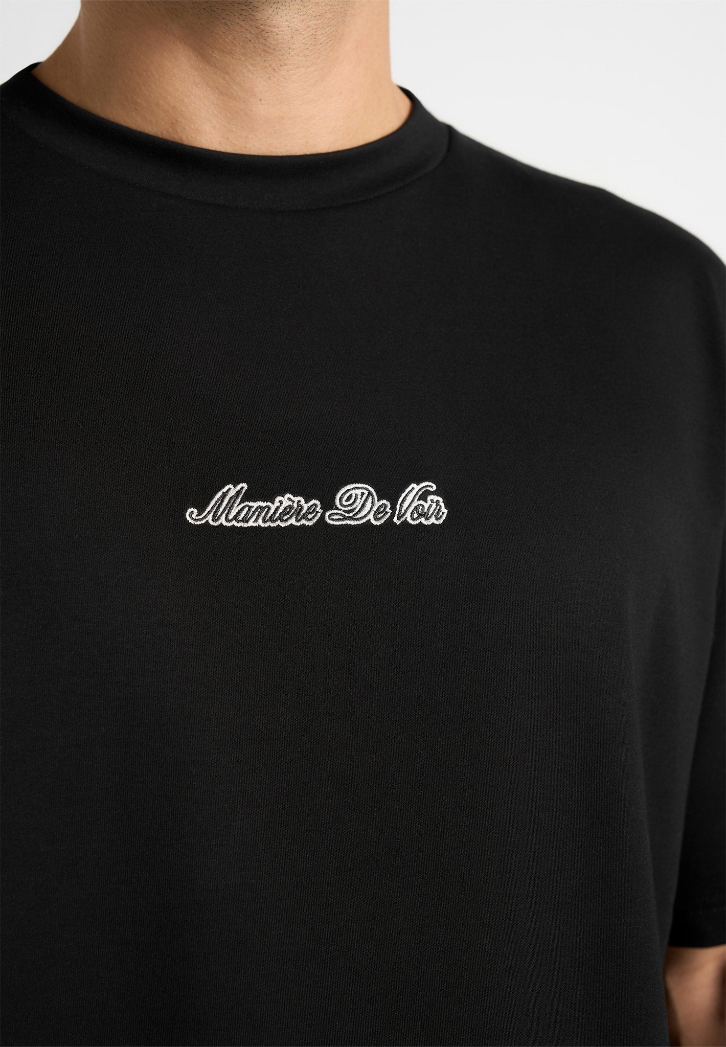 Ari - Unisex Signature Relaxed Fit Cotton T-Shirt - Black