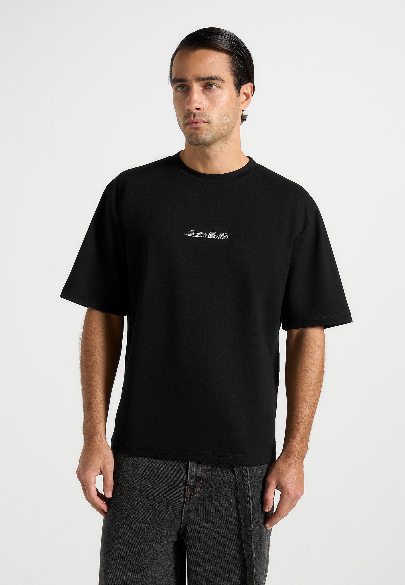 ts001-unisex-signature-relaxed-fit-cotton-t-shirt-black 