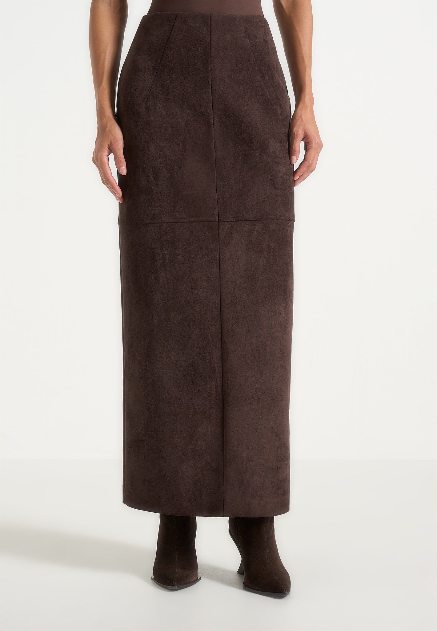 HERMÈS Jupe crayon classique en cuir de veau marron et daim des années HERMÈS Jupe crayon classique en cuir de veau marron et daim des années