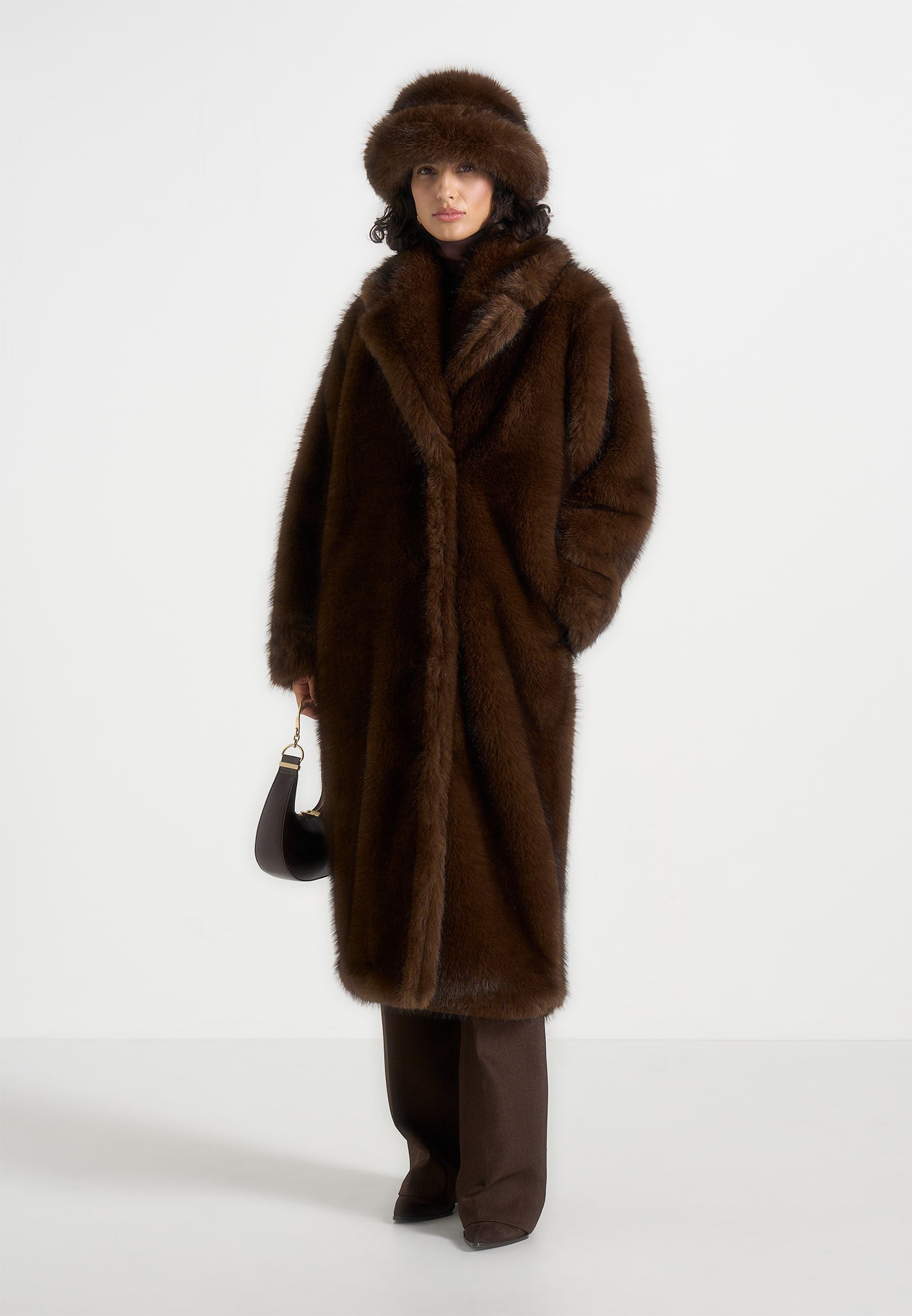 Ilya - Oversized Fur Hat - Brown 