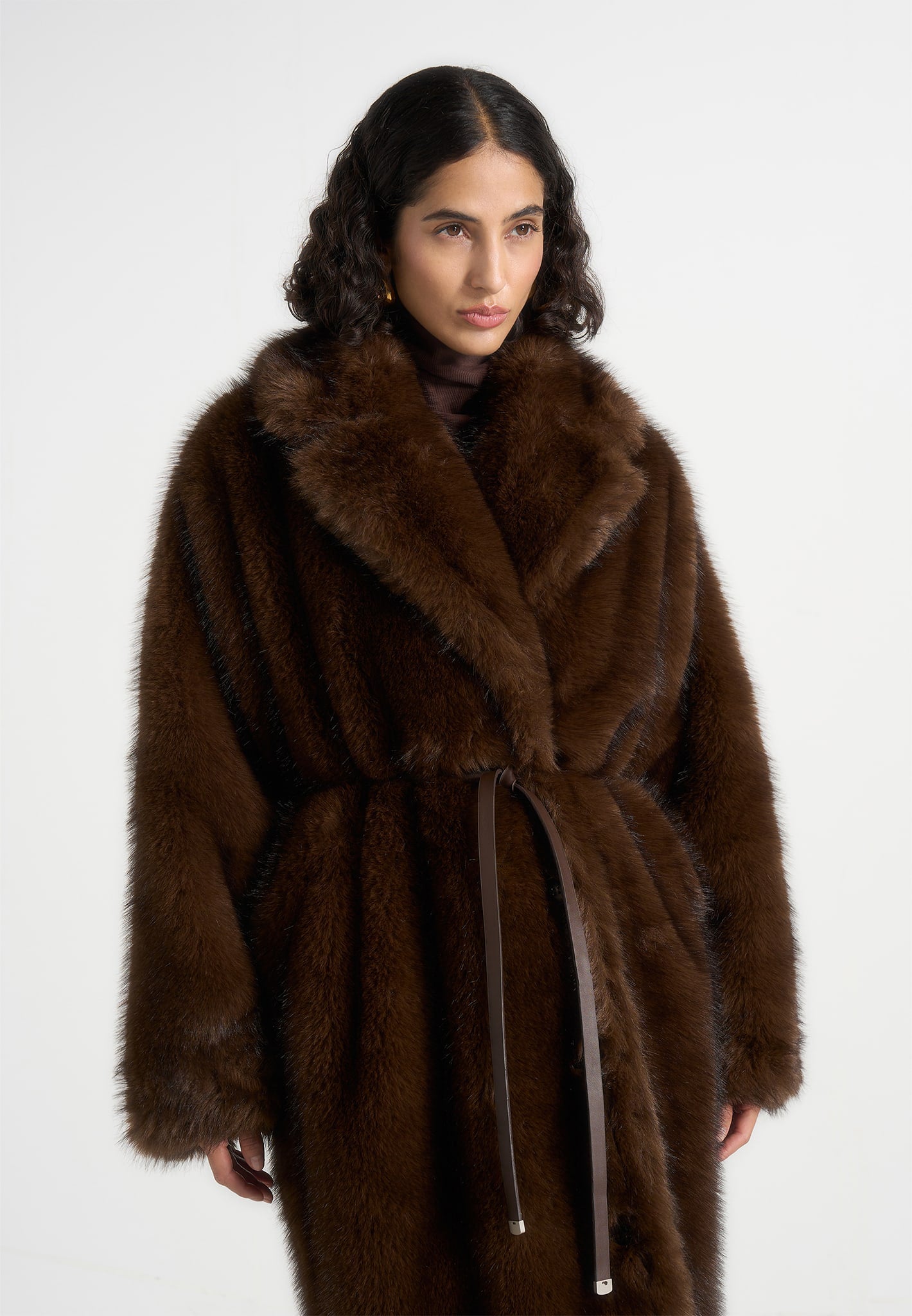 Bria - Oversized Fur Coat With Leather Belt - Brown 